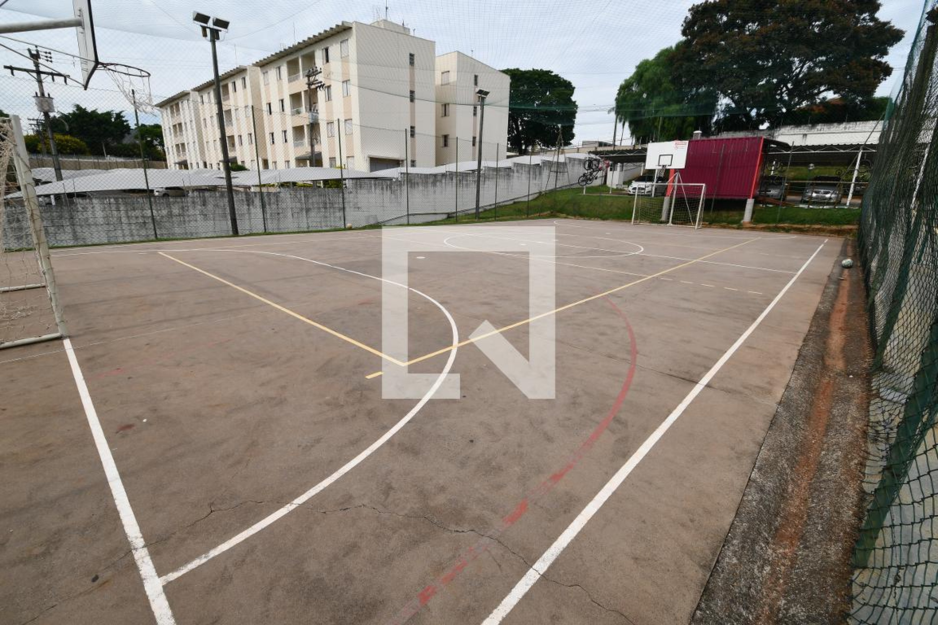 Quadra Esportiva - Luxemburgo