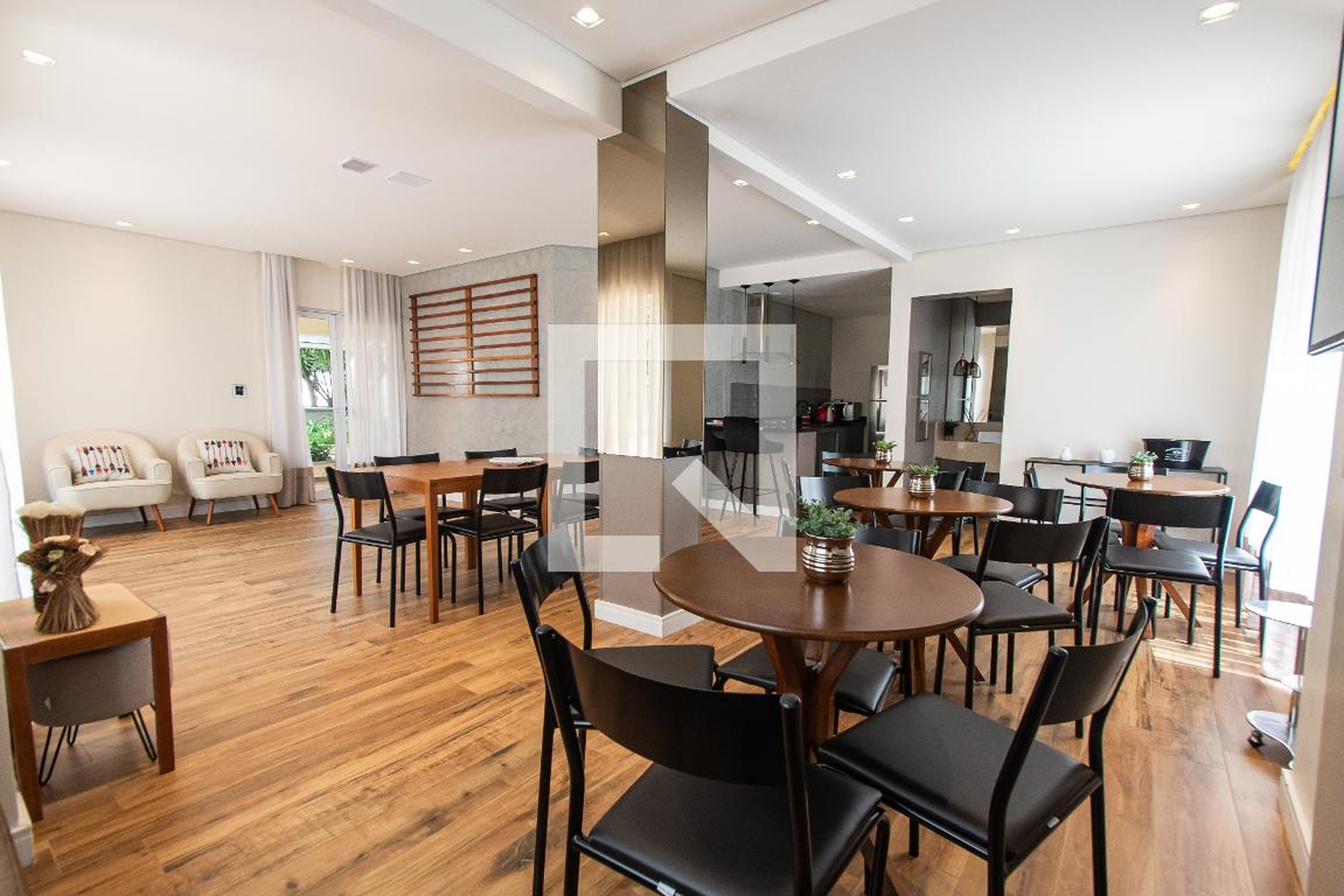 Salão de festas - Maison de Orleans e Braganca