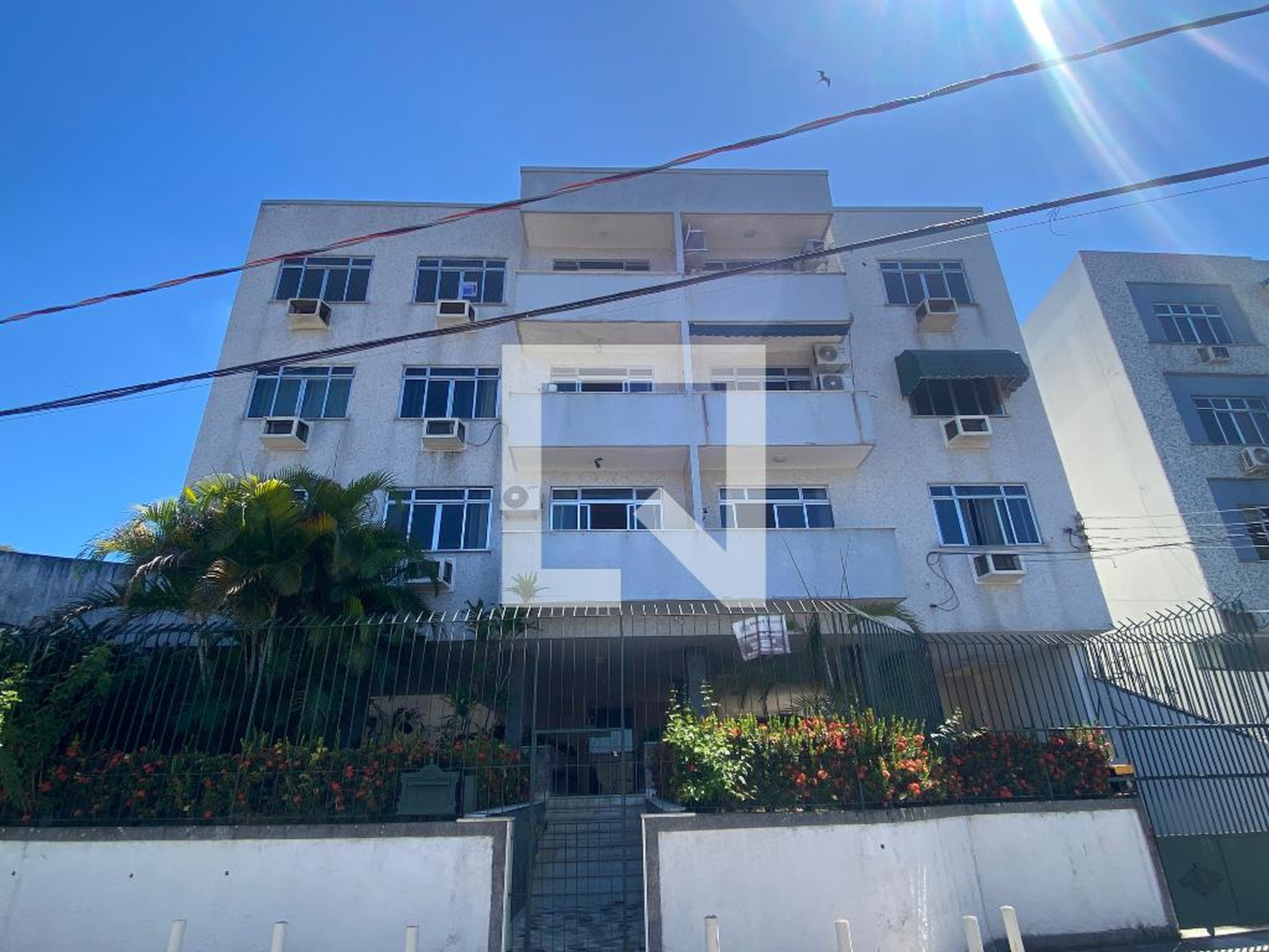 Fachada Condomínio em Rua João Vineli, 85