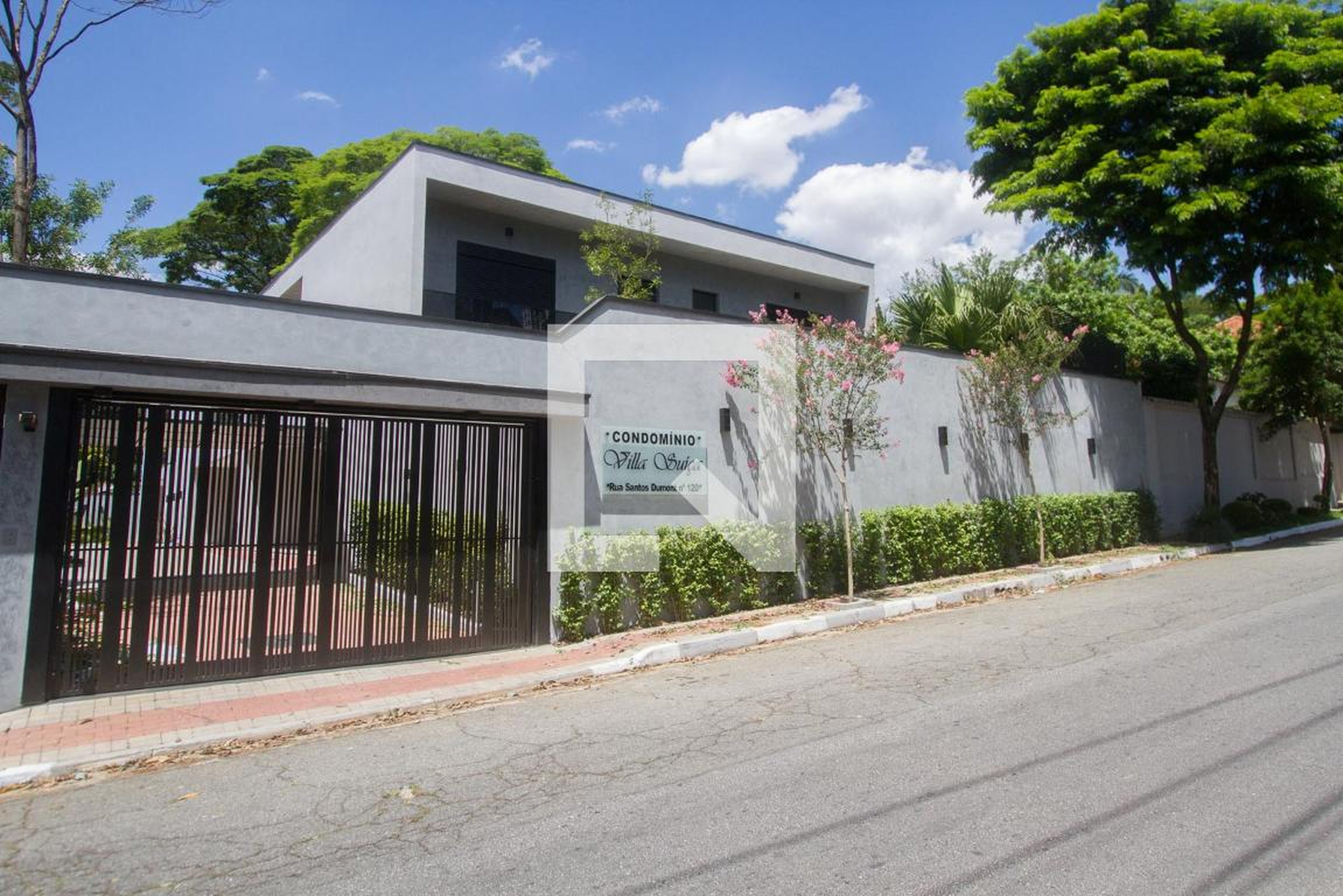 Fachada Condomínio Villa Suíça