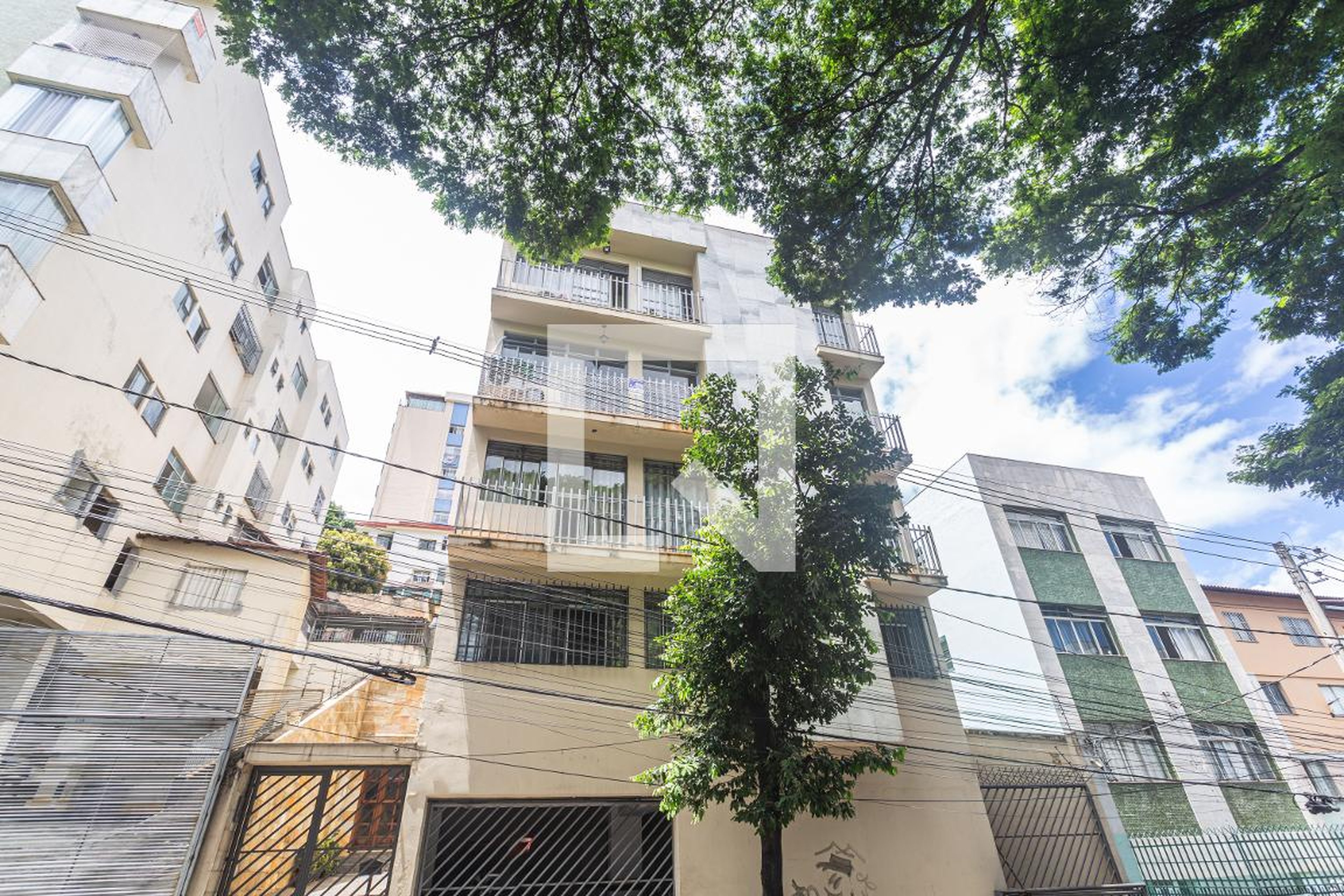 Fachada Condomínio em Rua Oscar Trompowsky, 1275