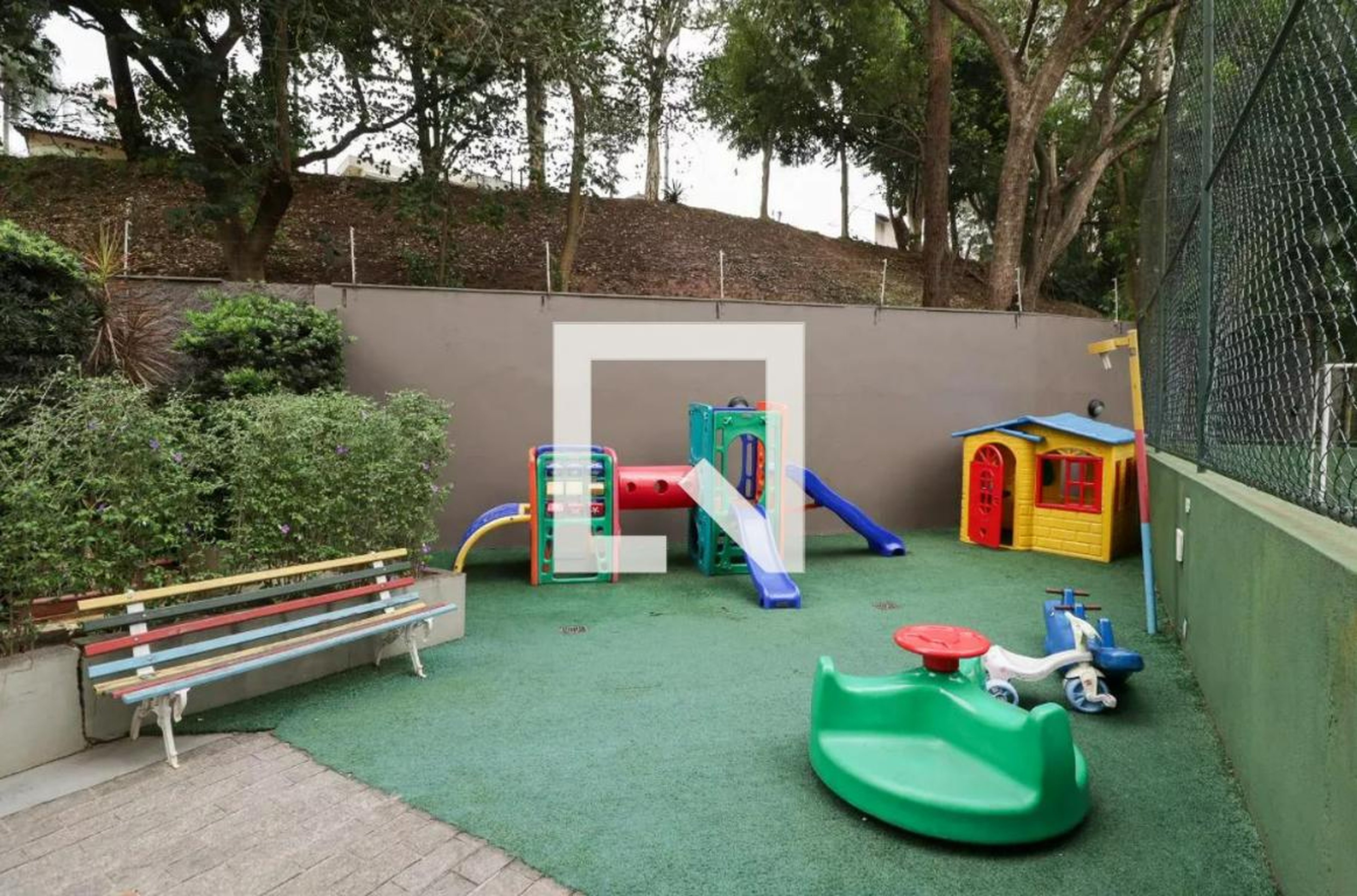 Playground - Edifício Jacarandá