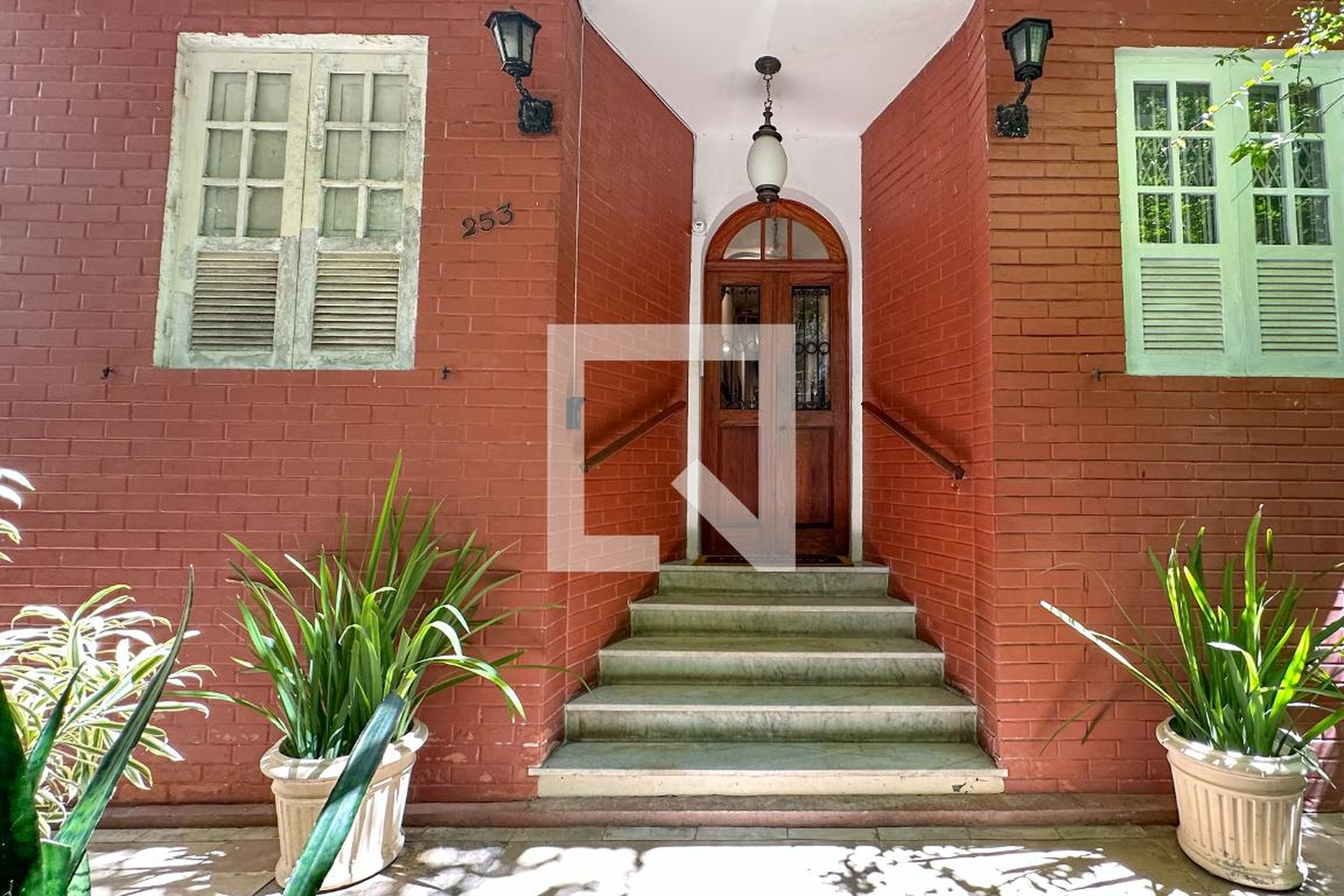 Fachada Edifício Rian