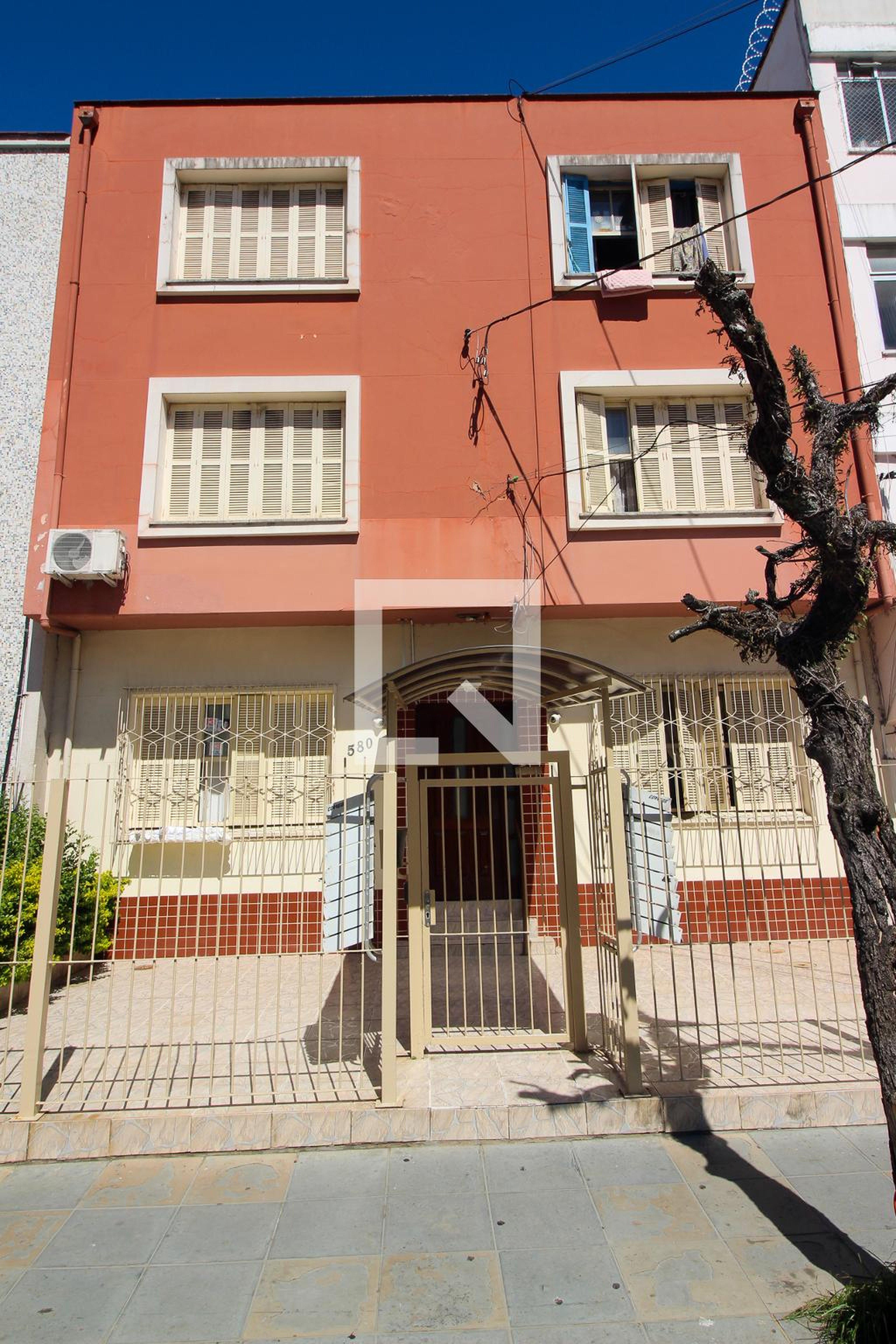 Fachada do Prédio Edifício Itati