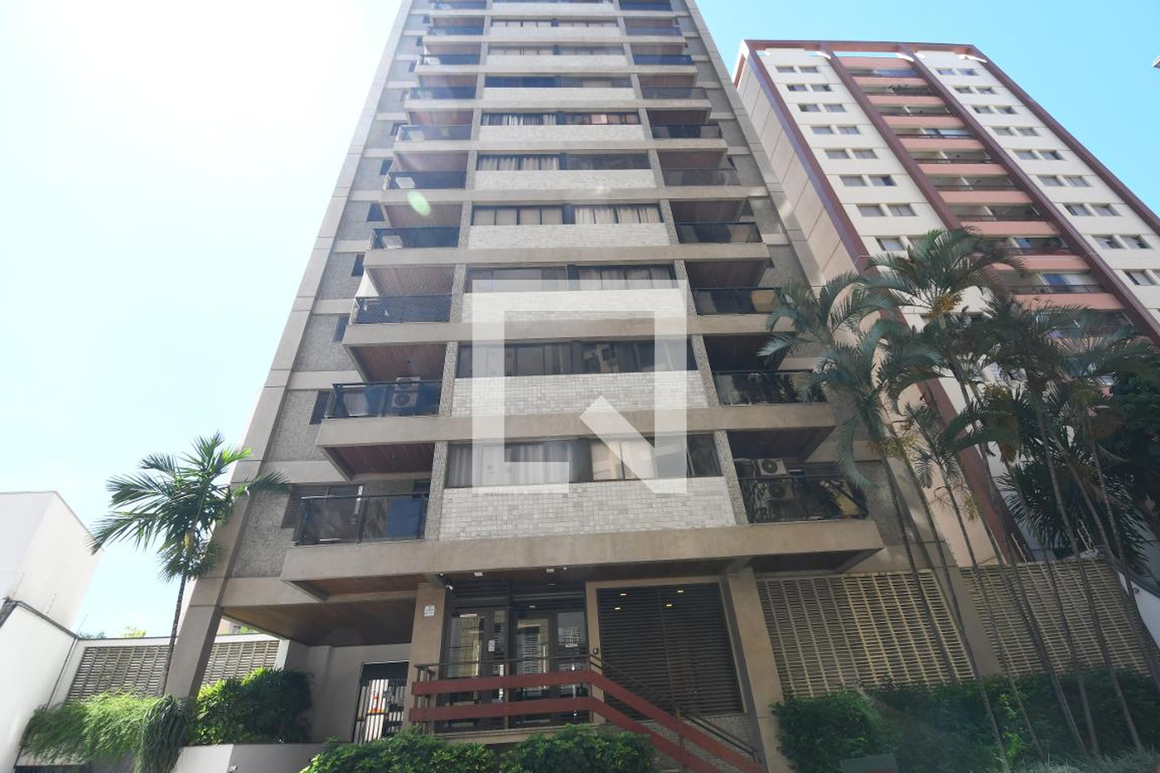 Fachada do Prédio Condomínio Montreal