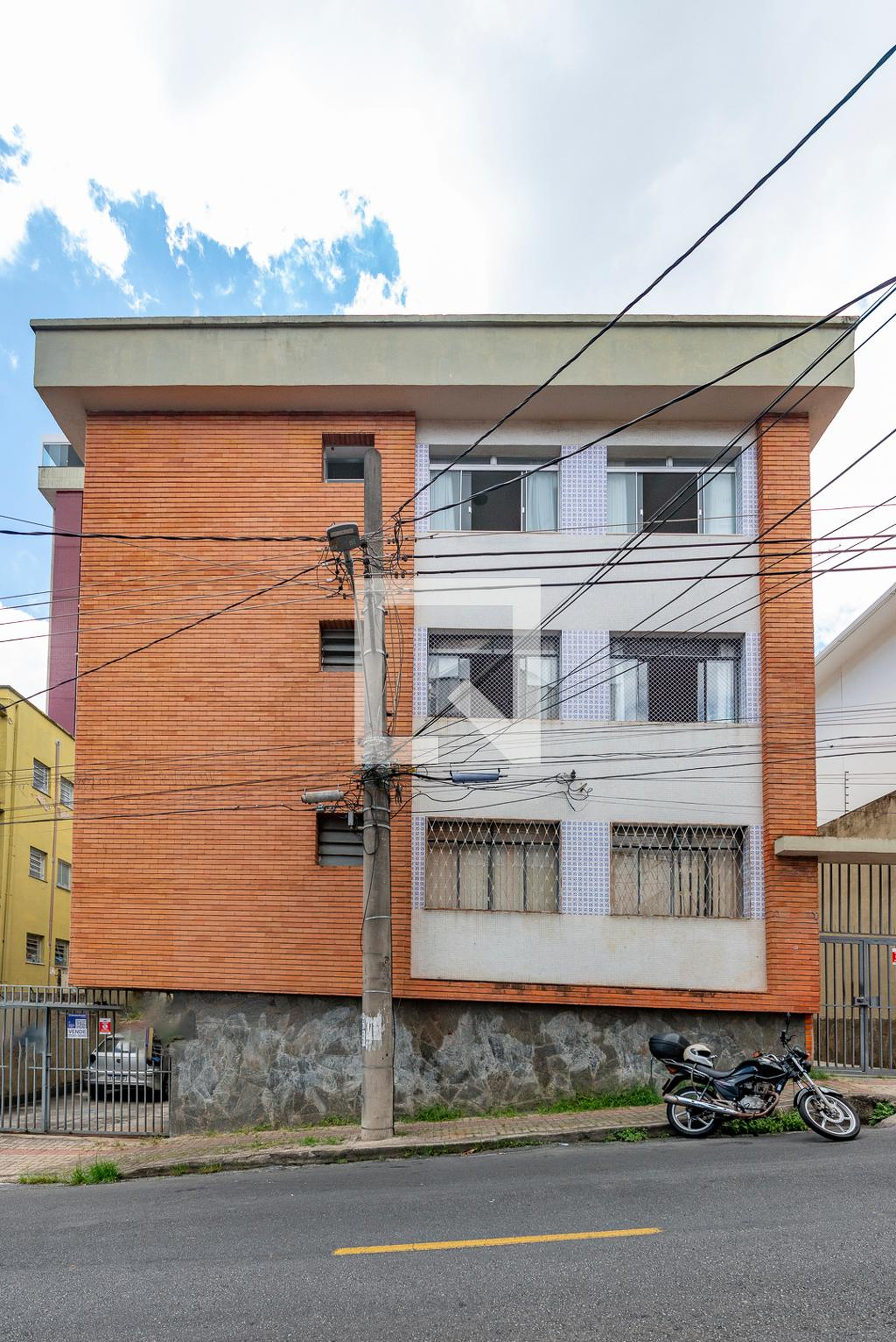 Fachada Condomínio em Rua Viamão, 591