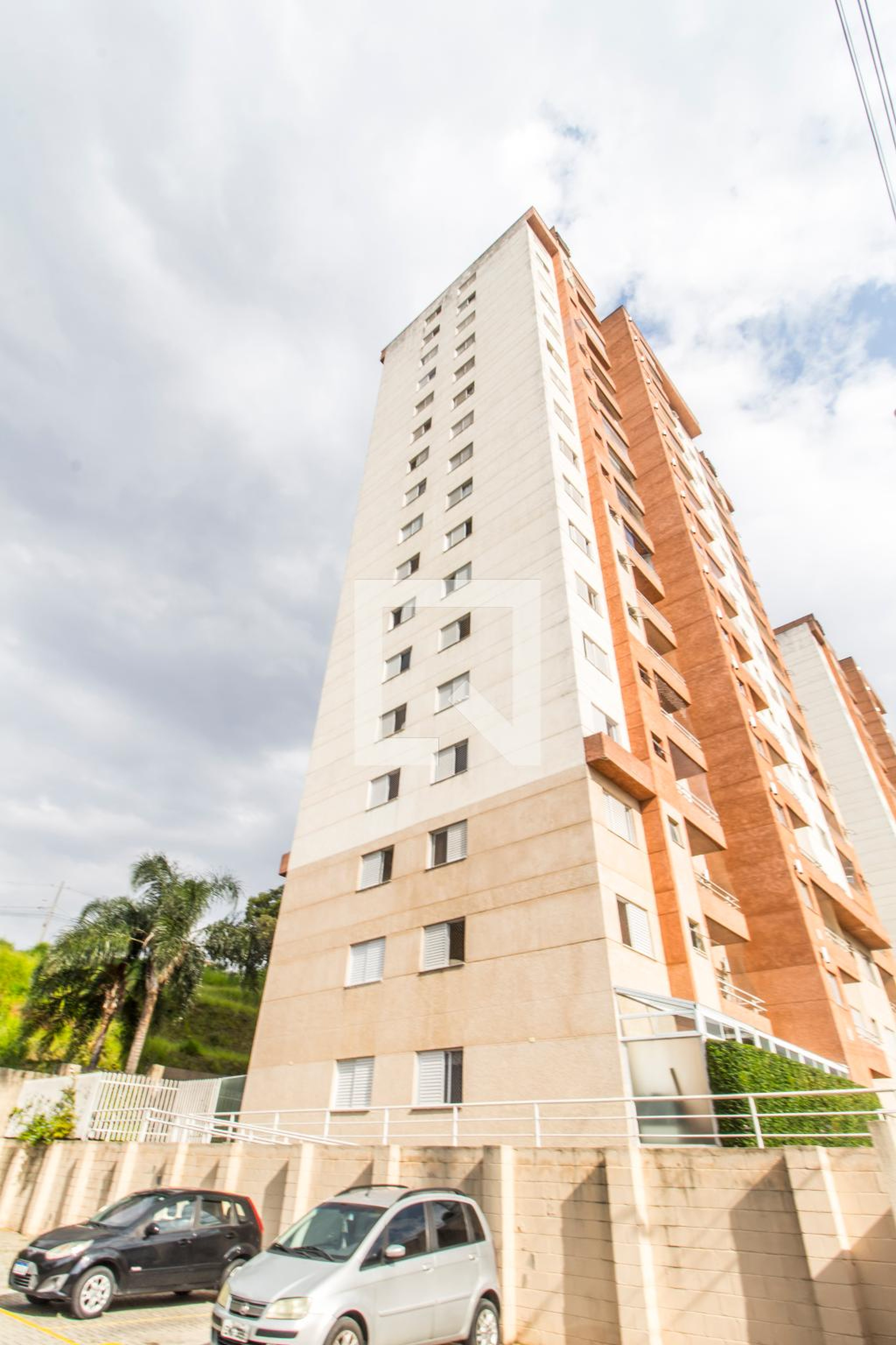 Fachada Condomínio em Avenida Giovani Attílio Tolaini, 45