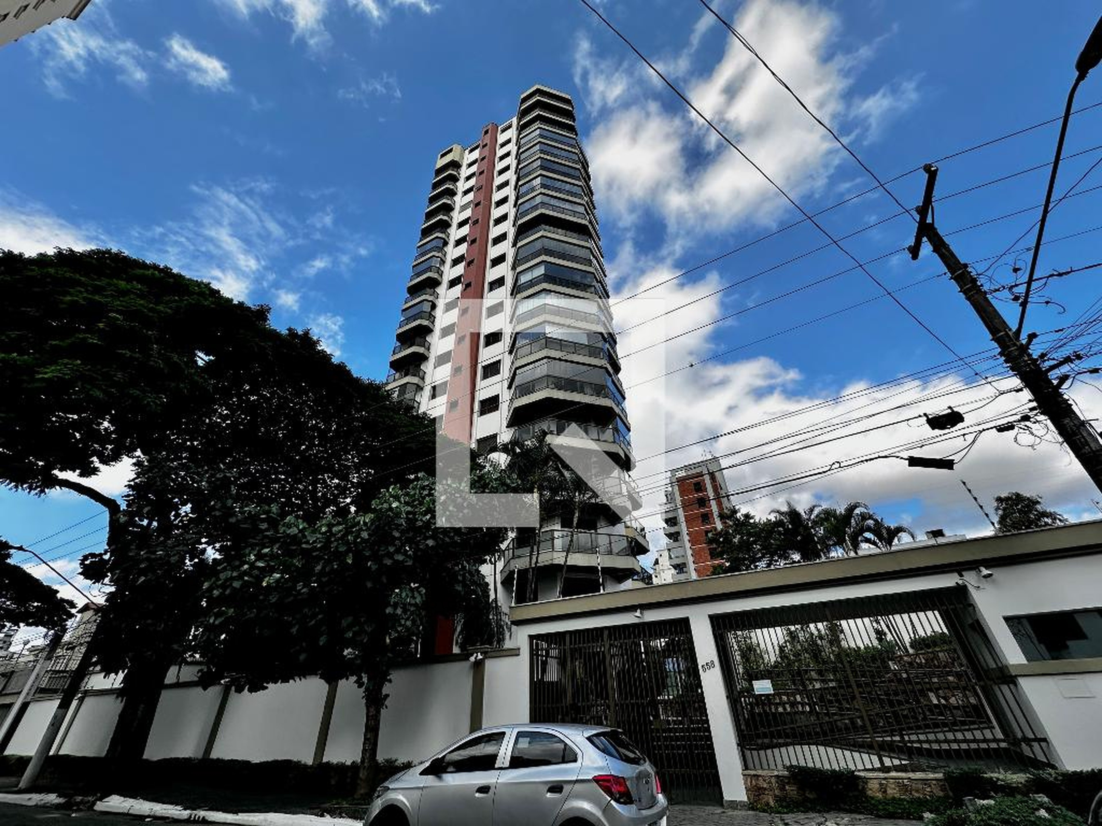 Fachada Edifício Jardim dos Ipês