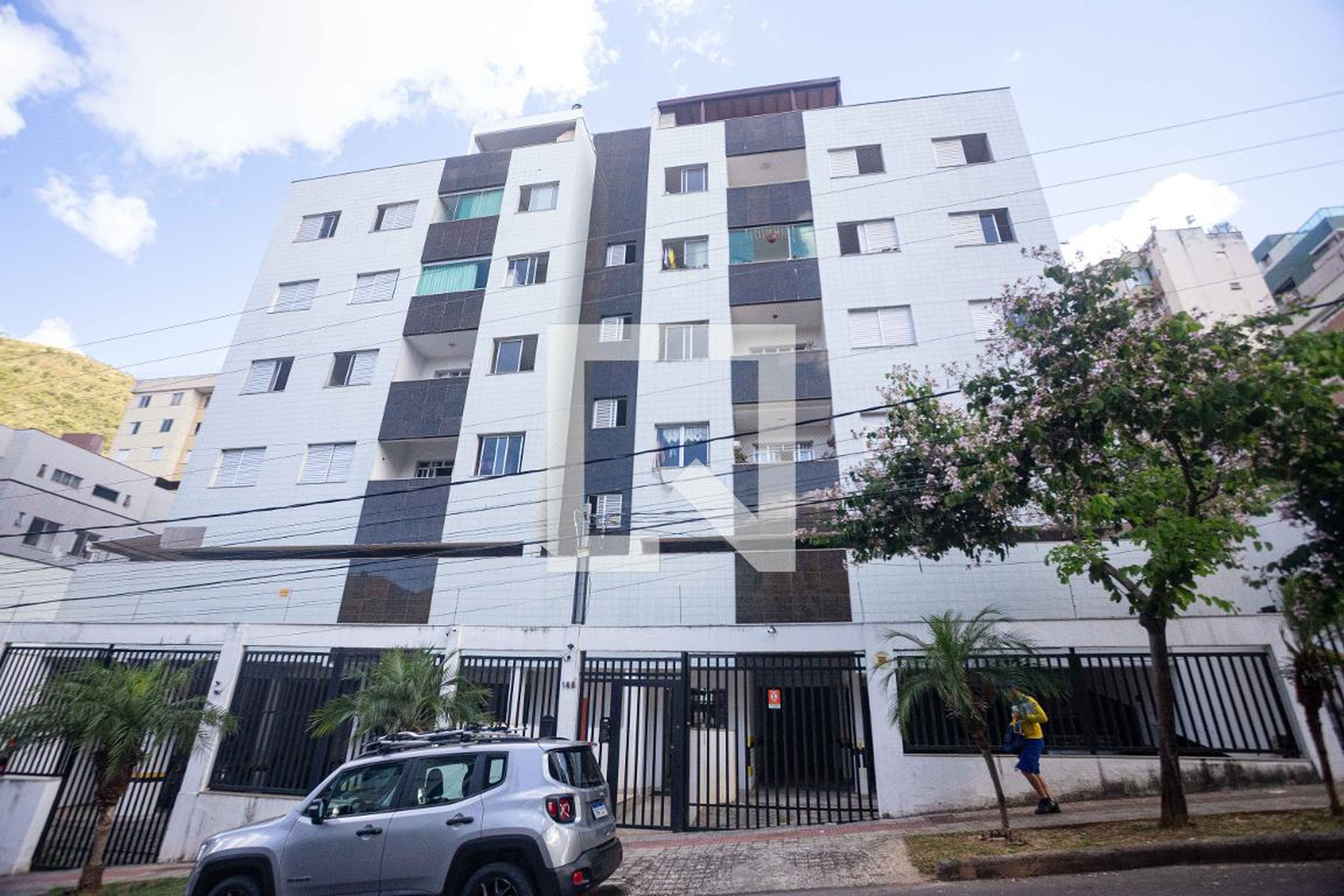 Fachada Condomínio em Rua Francisco Fernandes dos Santos, 188