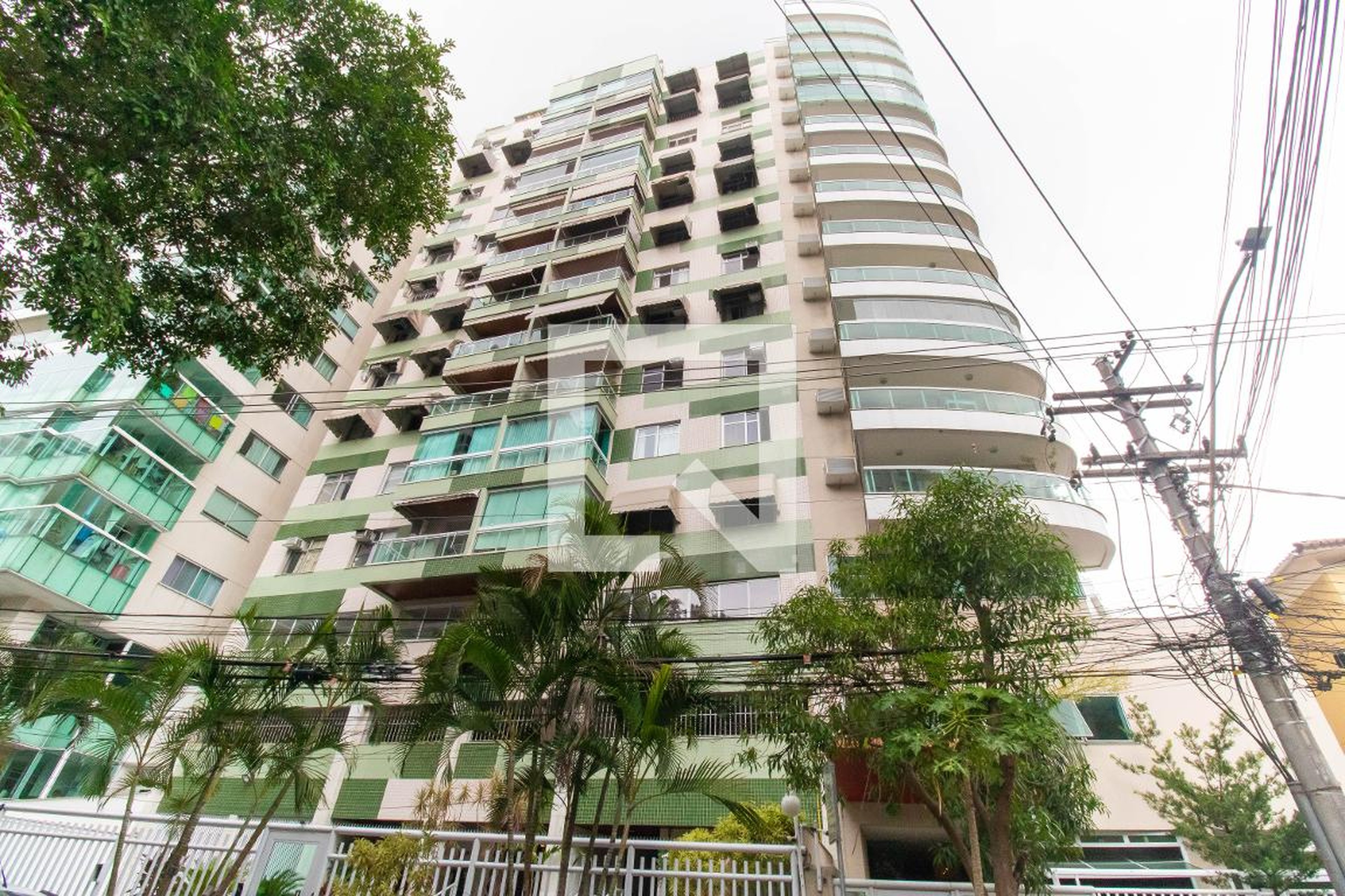 Fachada Condomínio Tour de Versailles