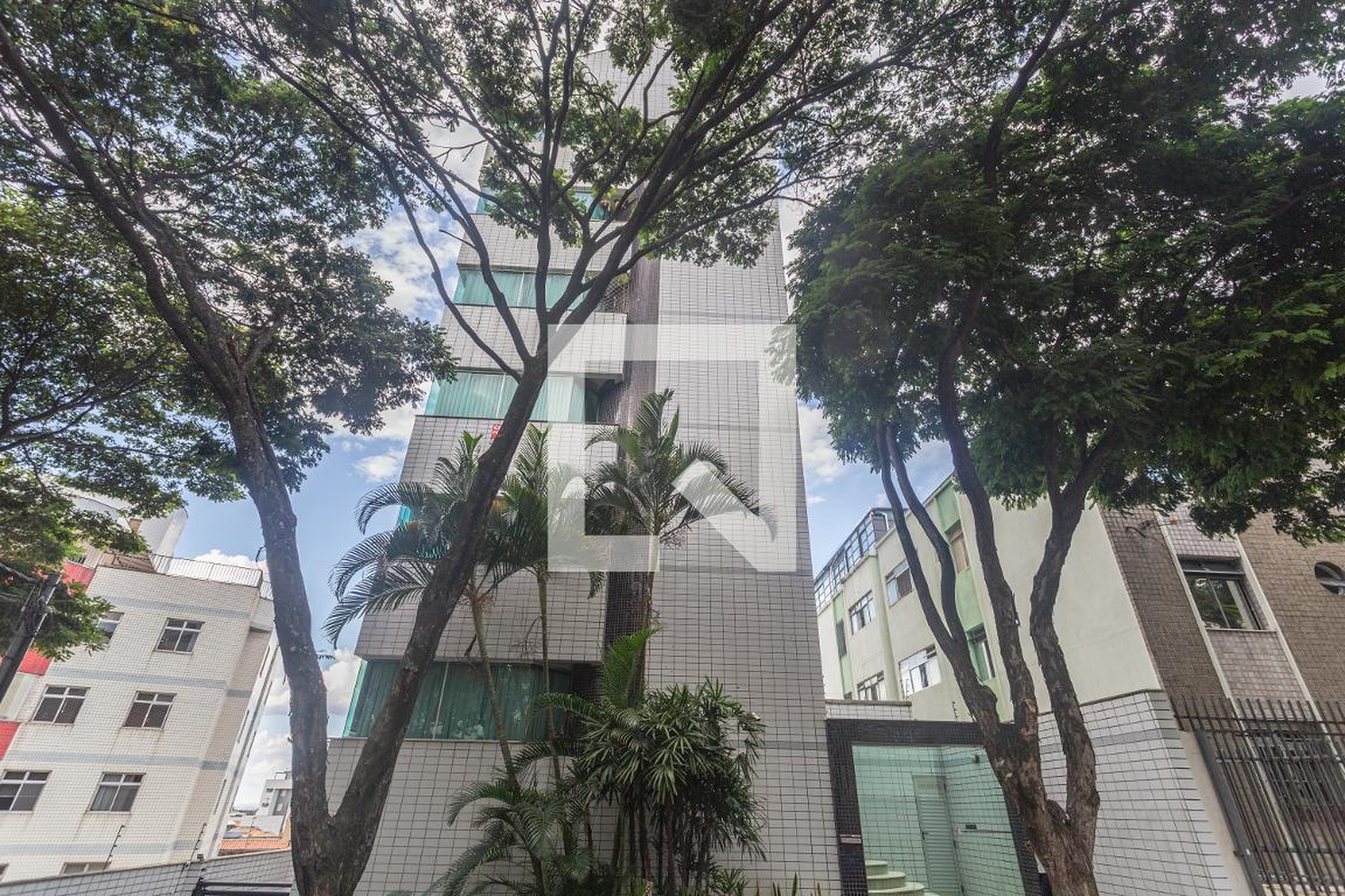 Fachada Condomínio em Rua José Gerardo Bessa, 60