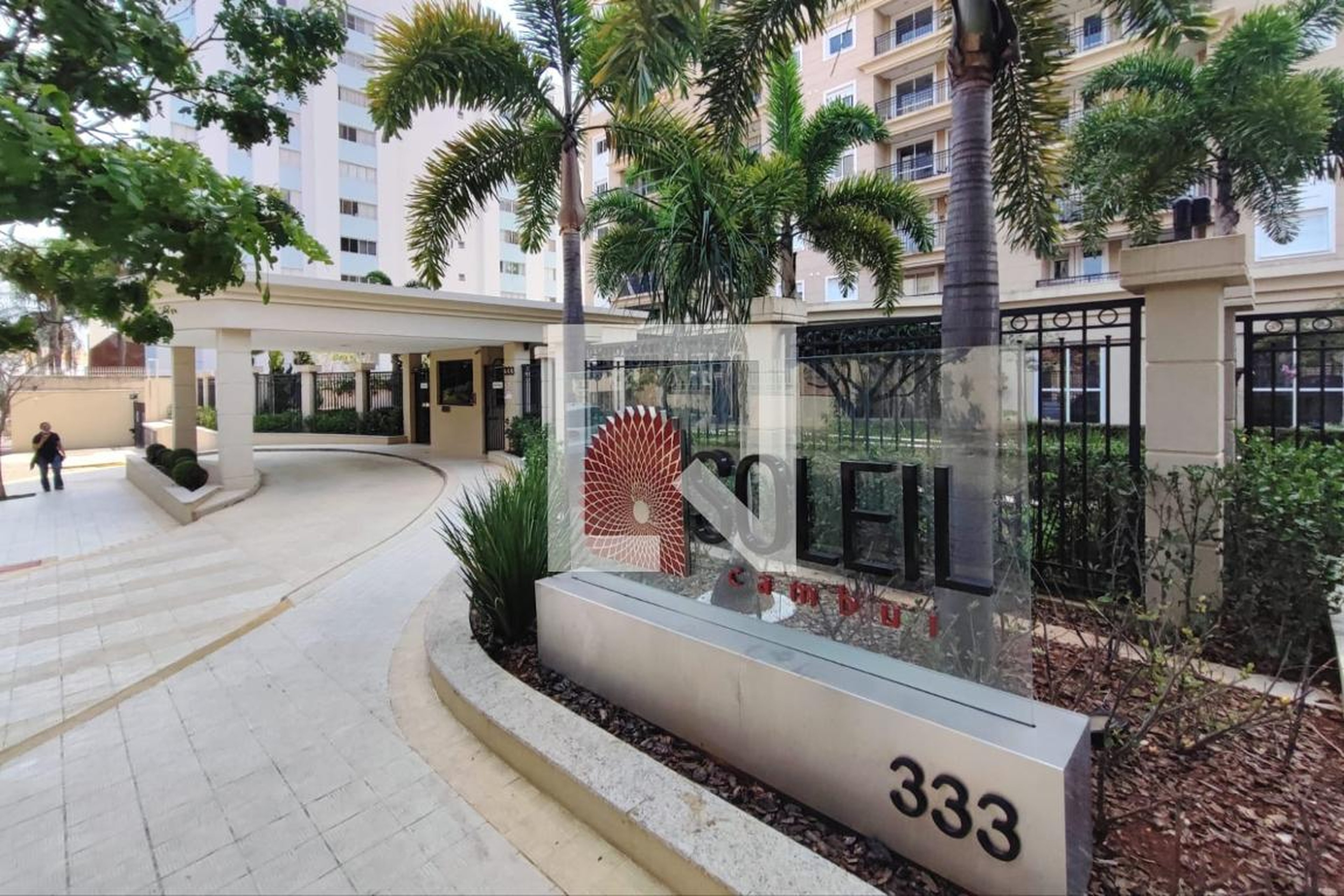 Fachada do Condomínio Condomínio Soleil Cambui