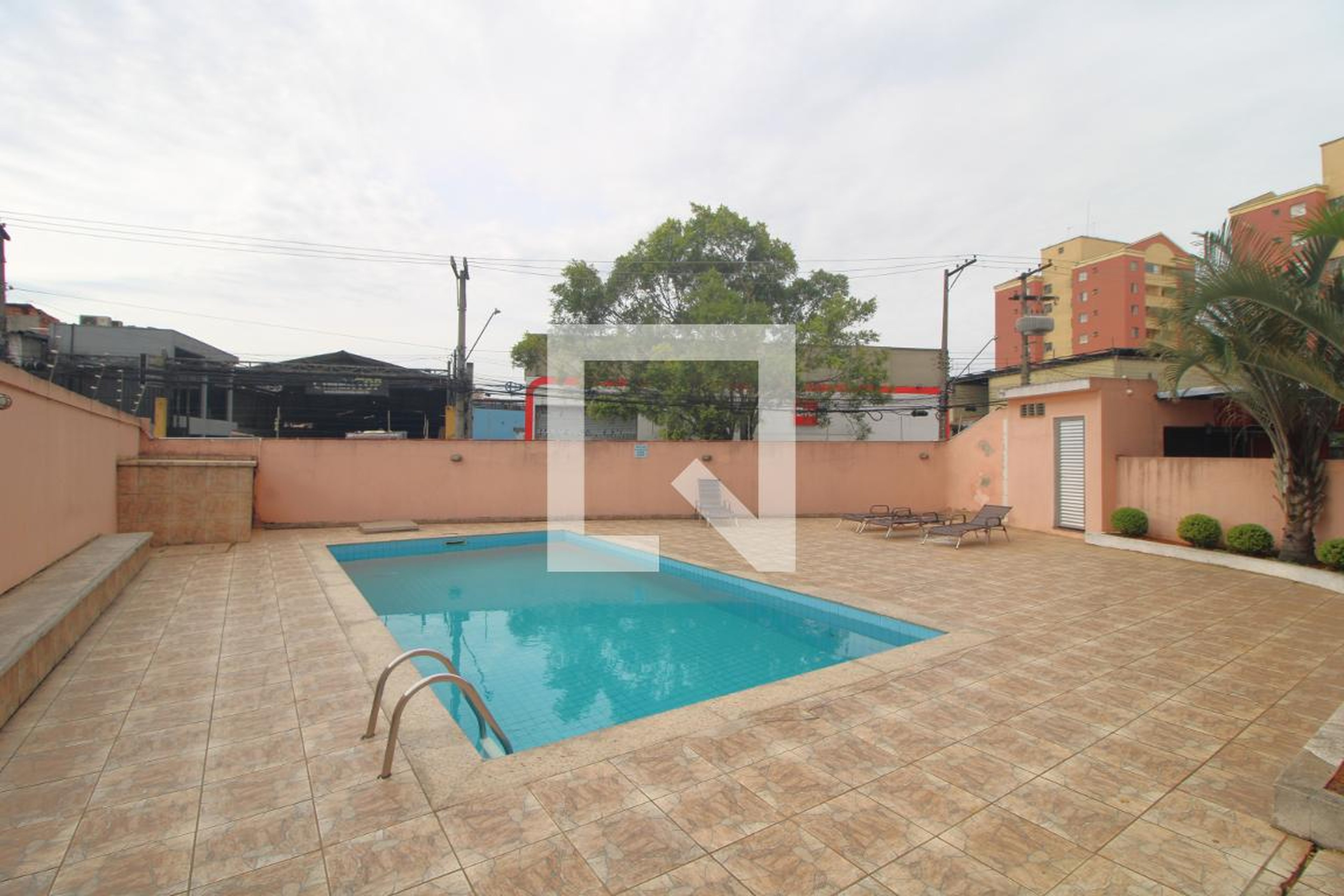 Piscina - Residencial Califórnia