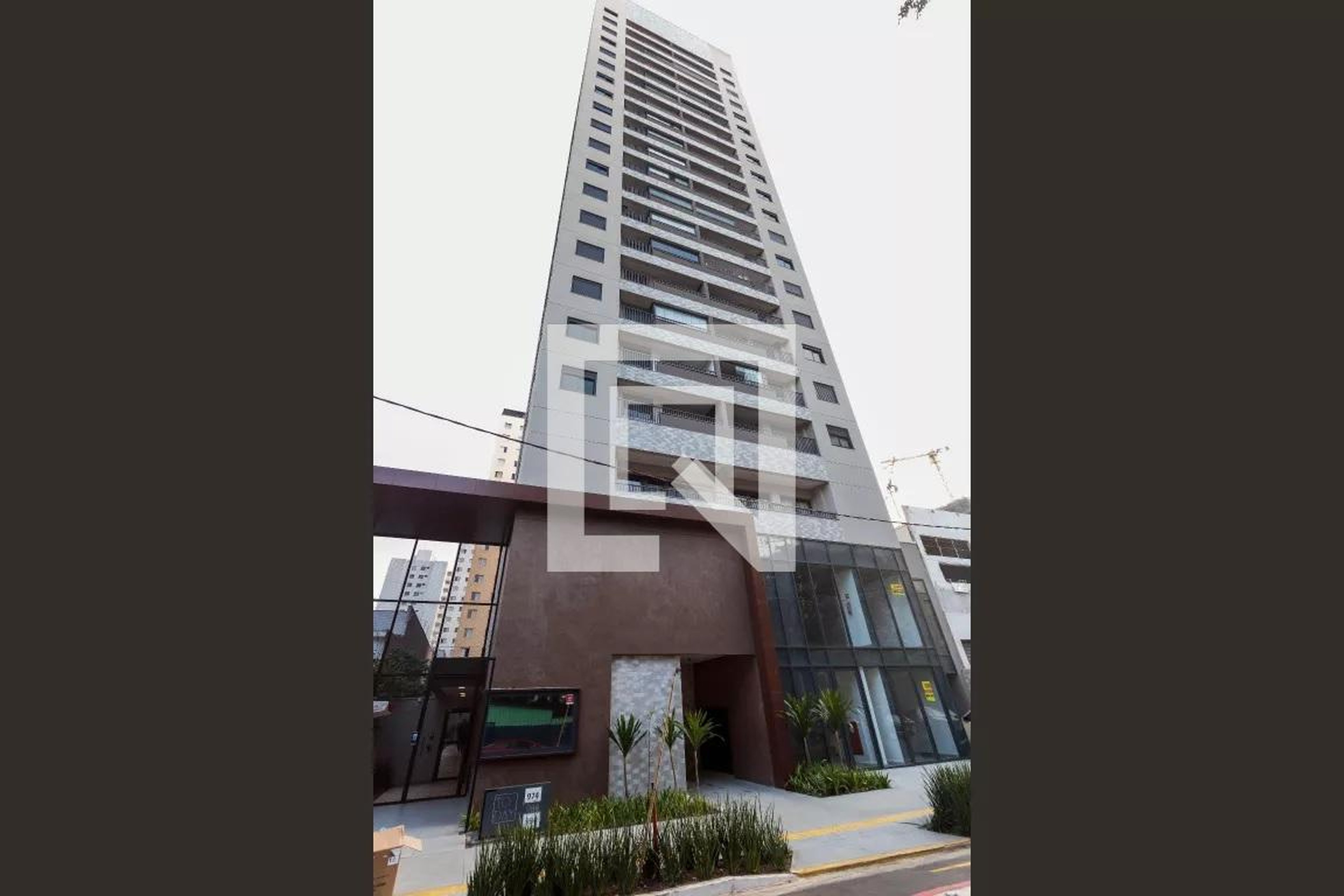 Fachada Condomínio em Avenida Pavão, 908