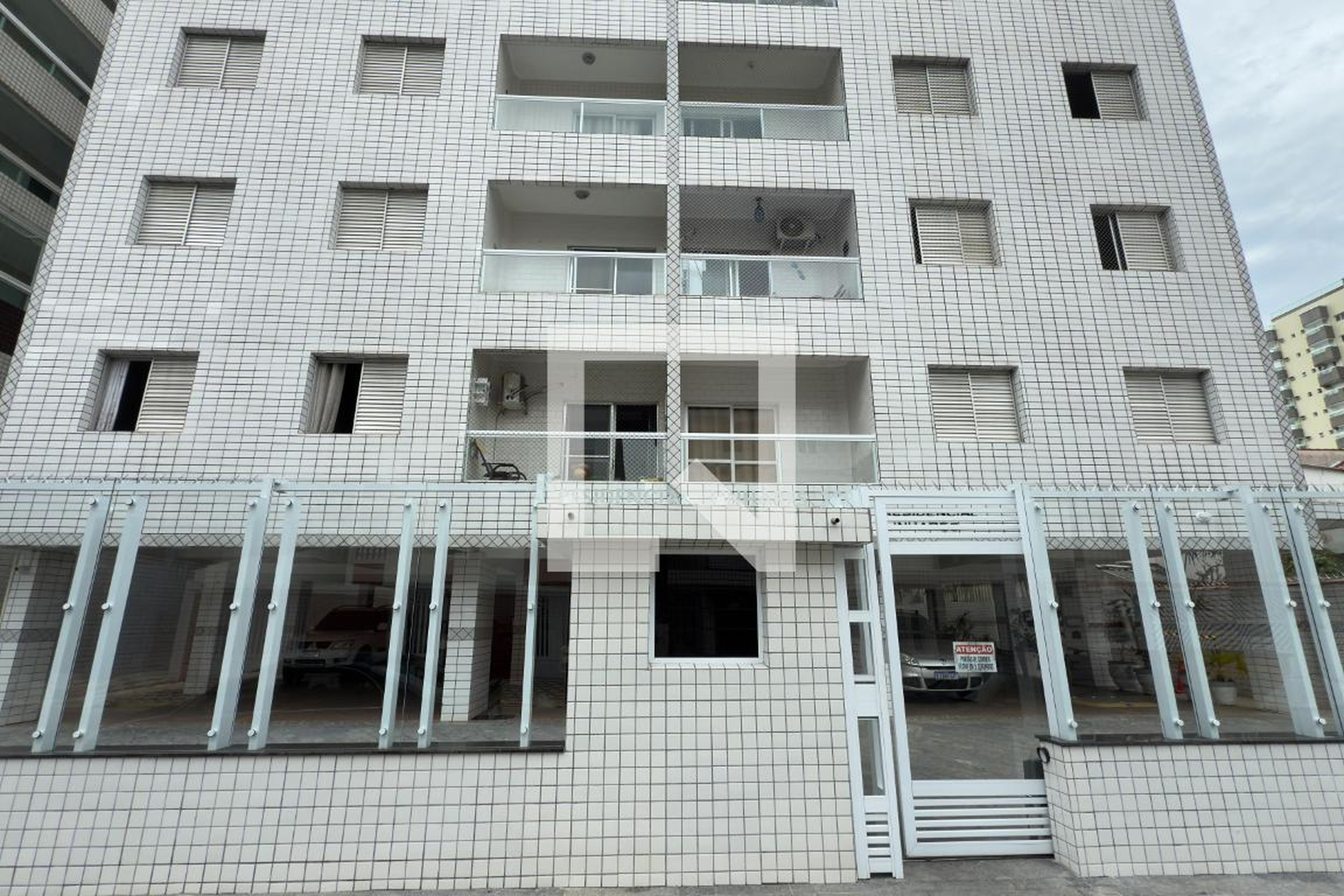 Fachada do Prédio Condomínio Linhares