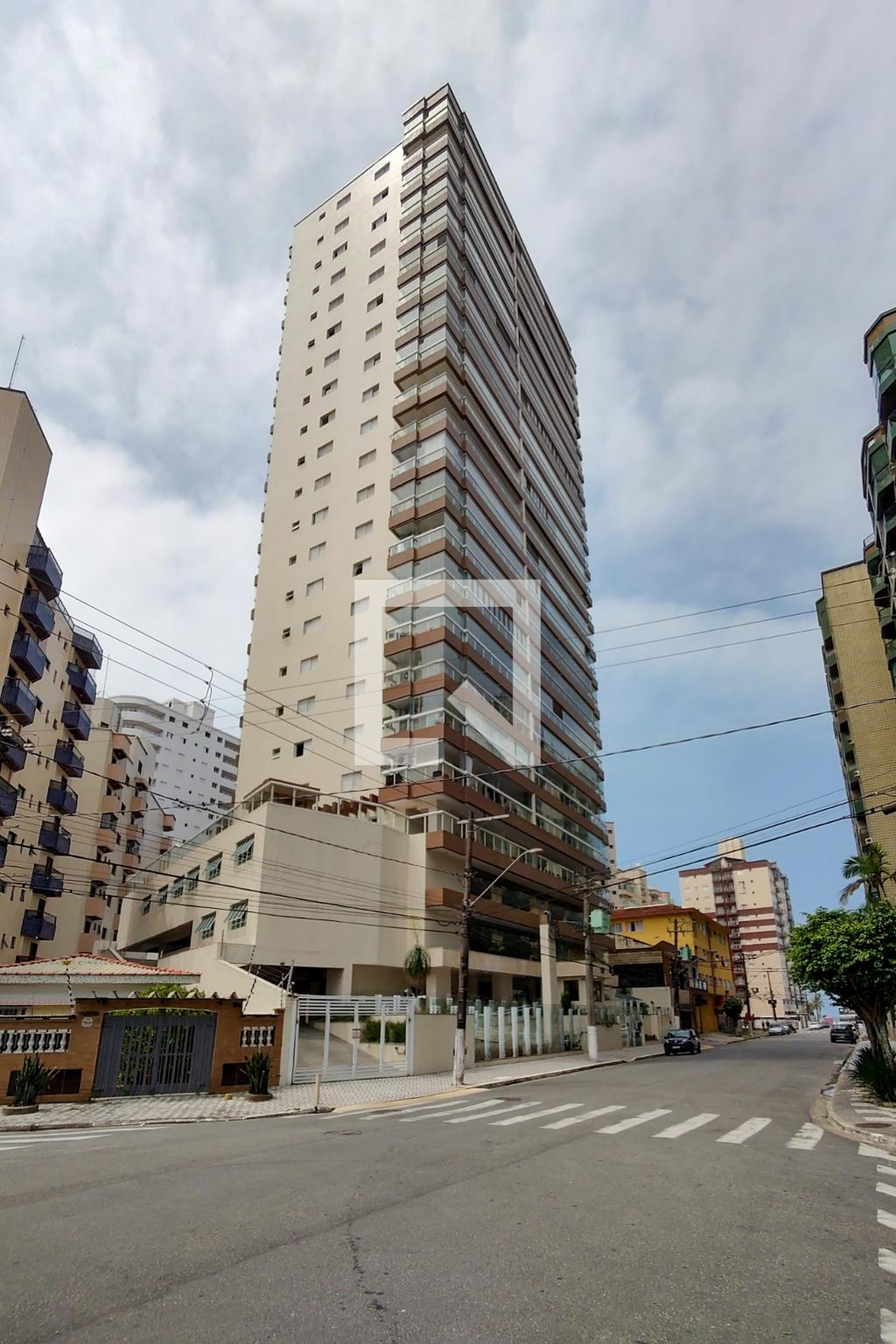 Fachada do Prédio Condomínio Santa Rita de Cassia