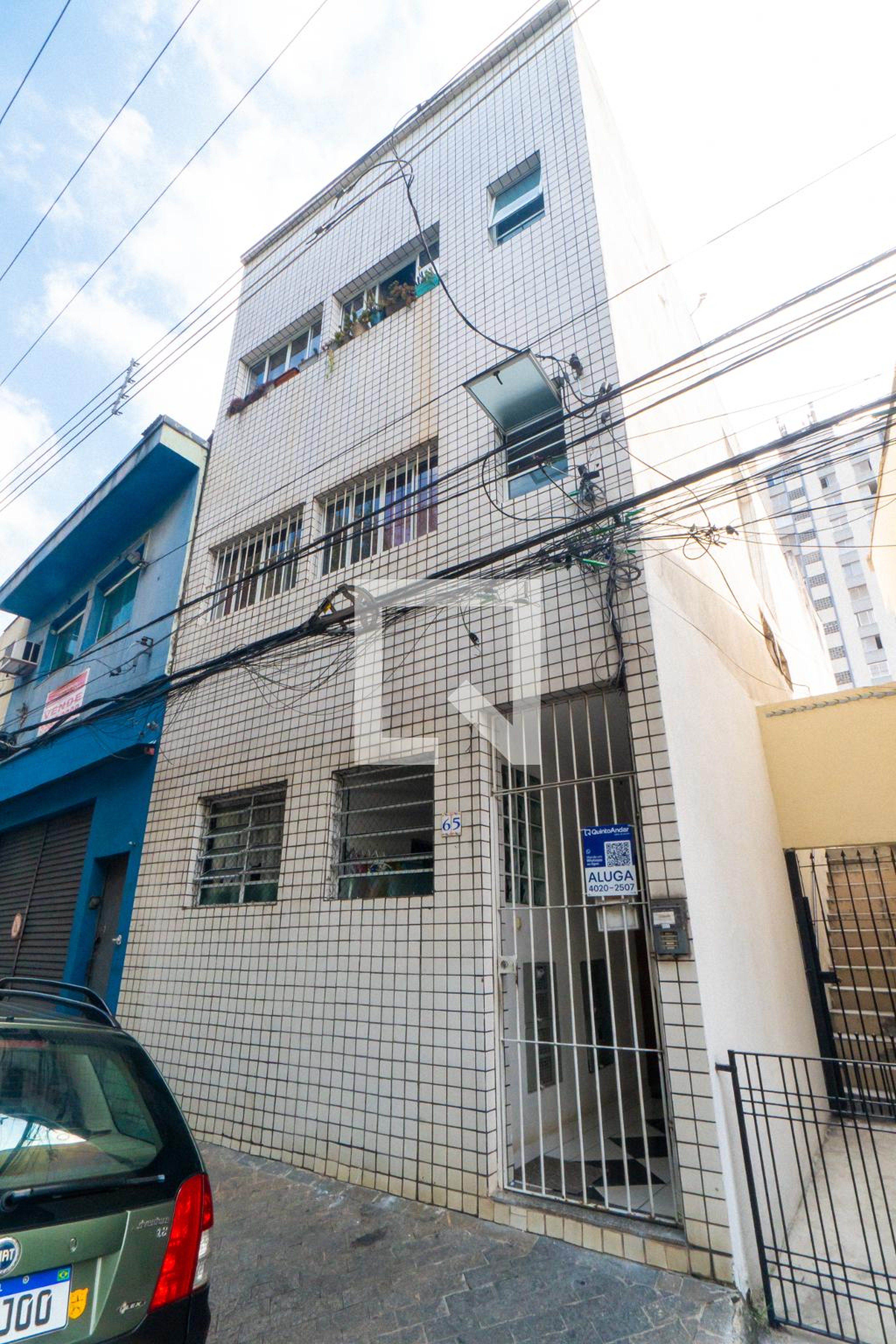 Fachada Condomínio em Avenida Botuquara, 65