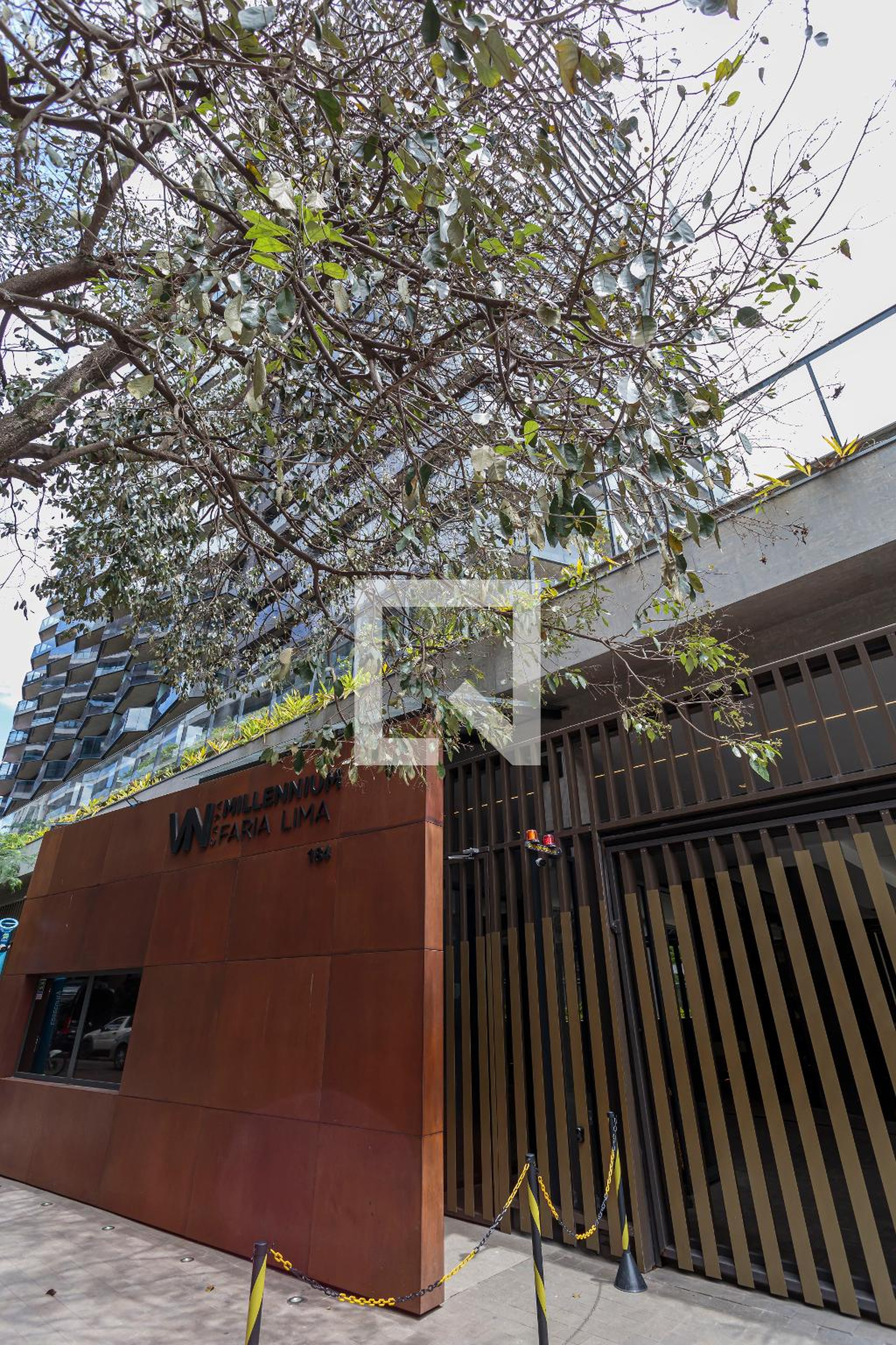 Fachada Condomínio em Rua Chilon, 711