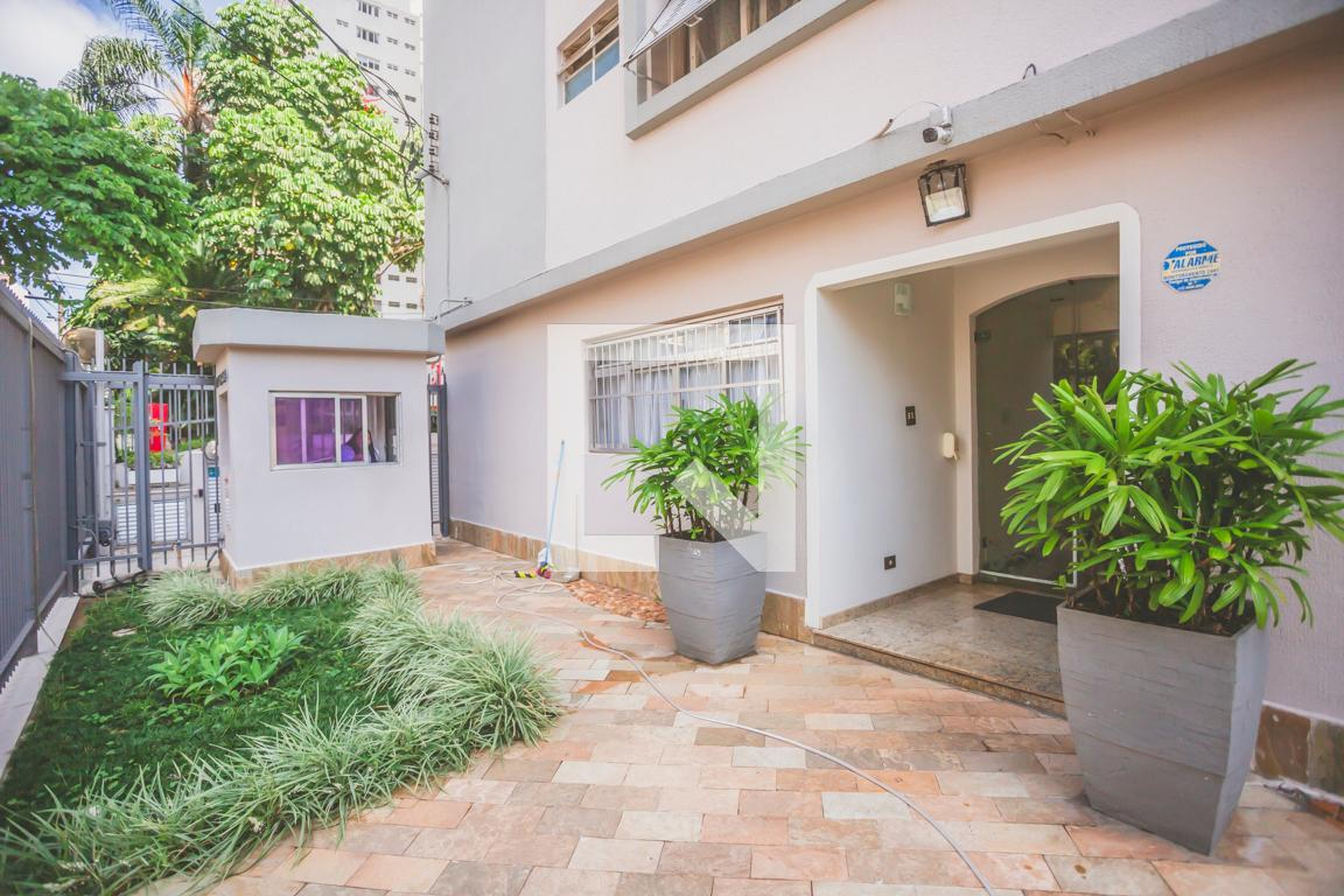 Hall de Entrada - Dora