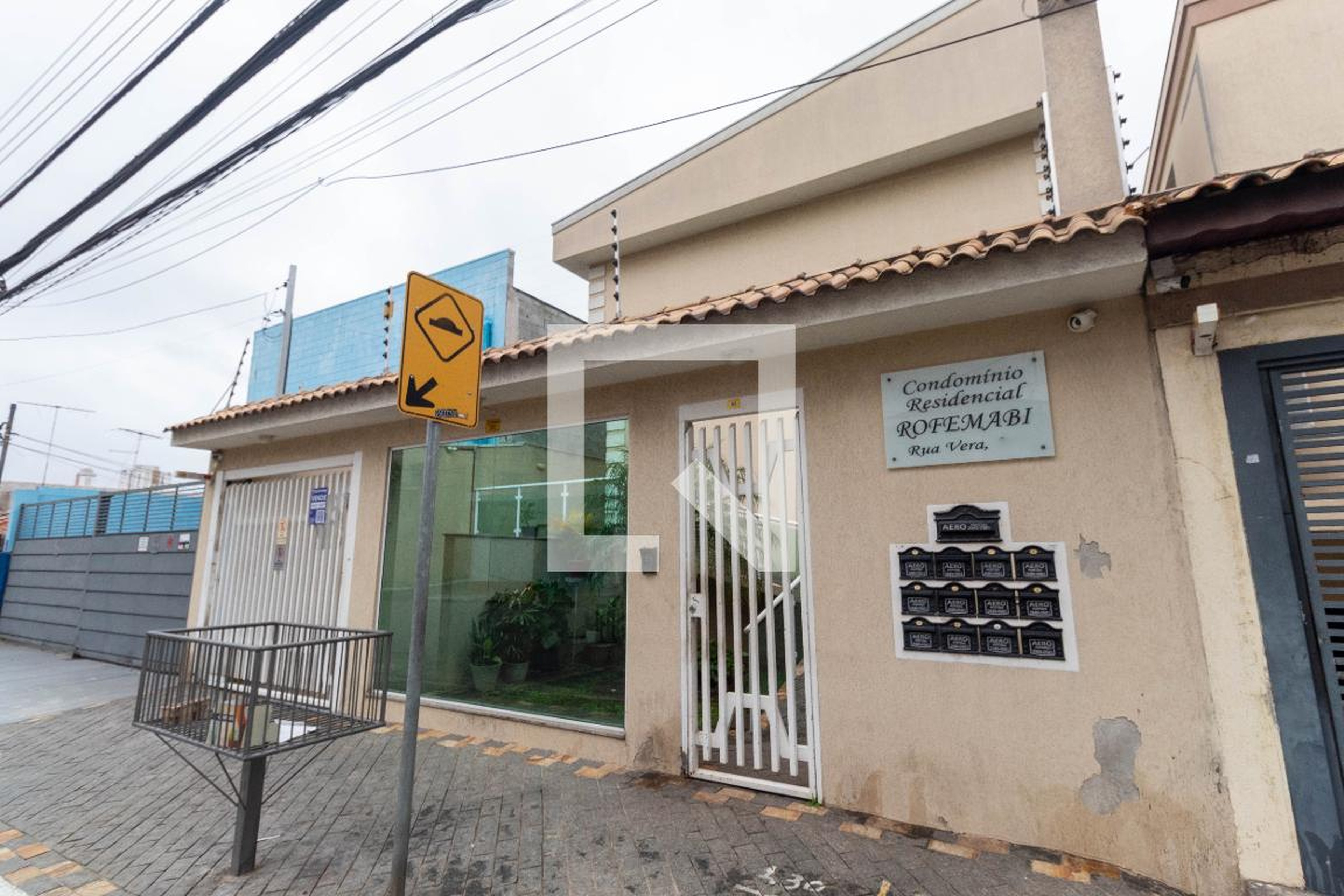 Fachada do condomínio Residencial Rofemabi