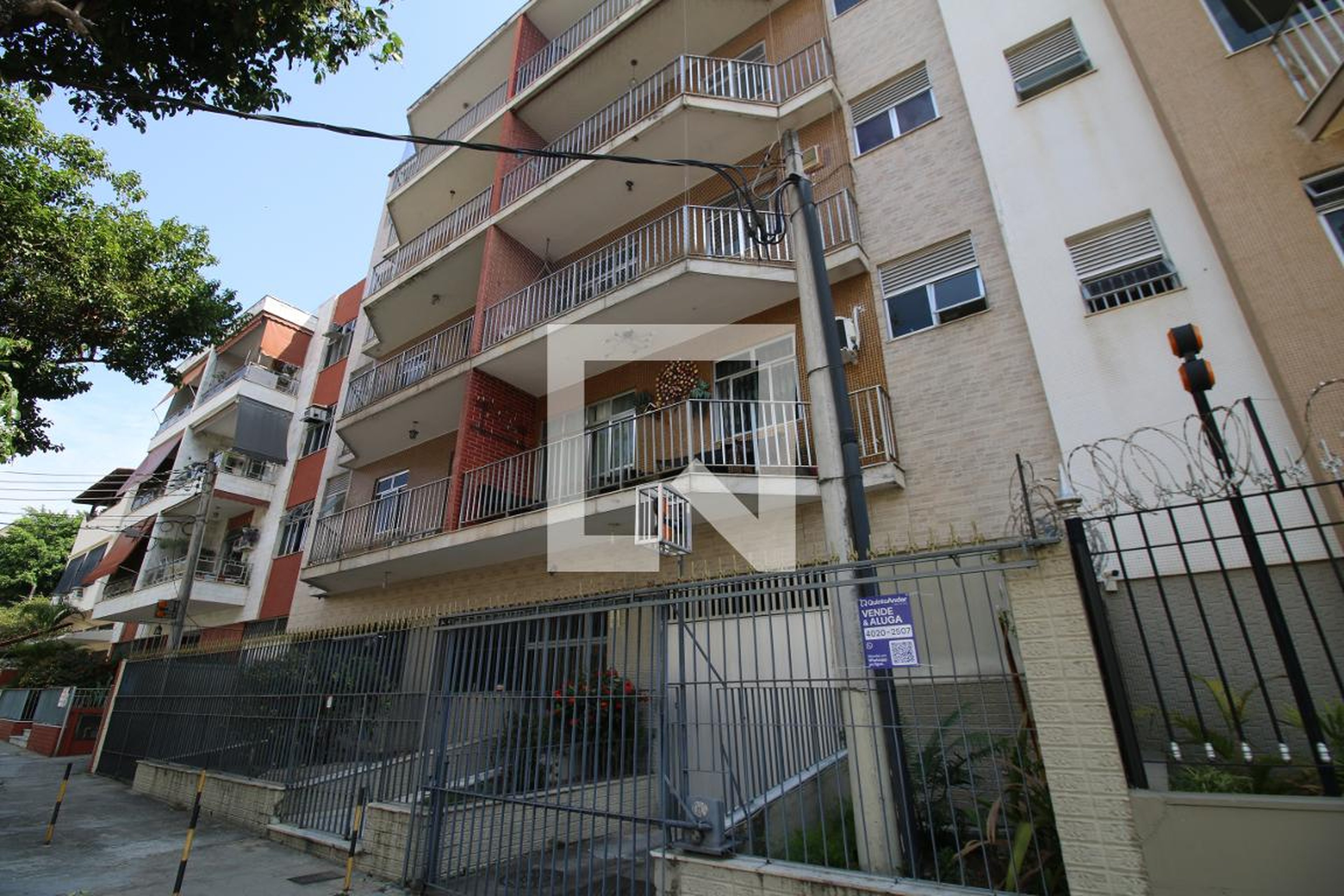 Fachada do Prédio Condomínio em Rua Ápia, 39