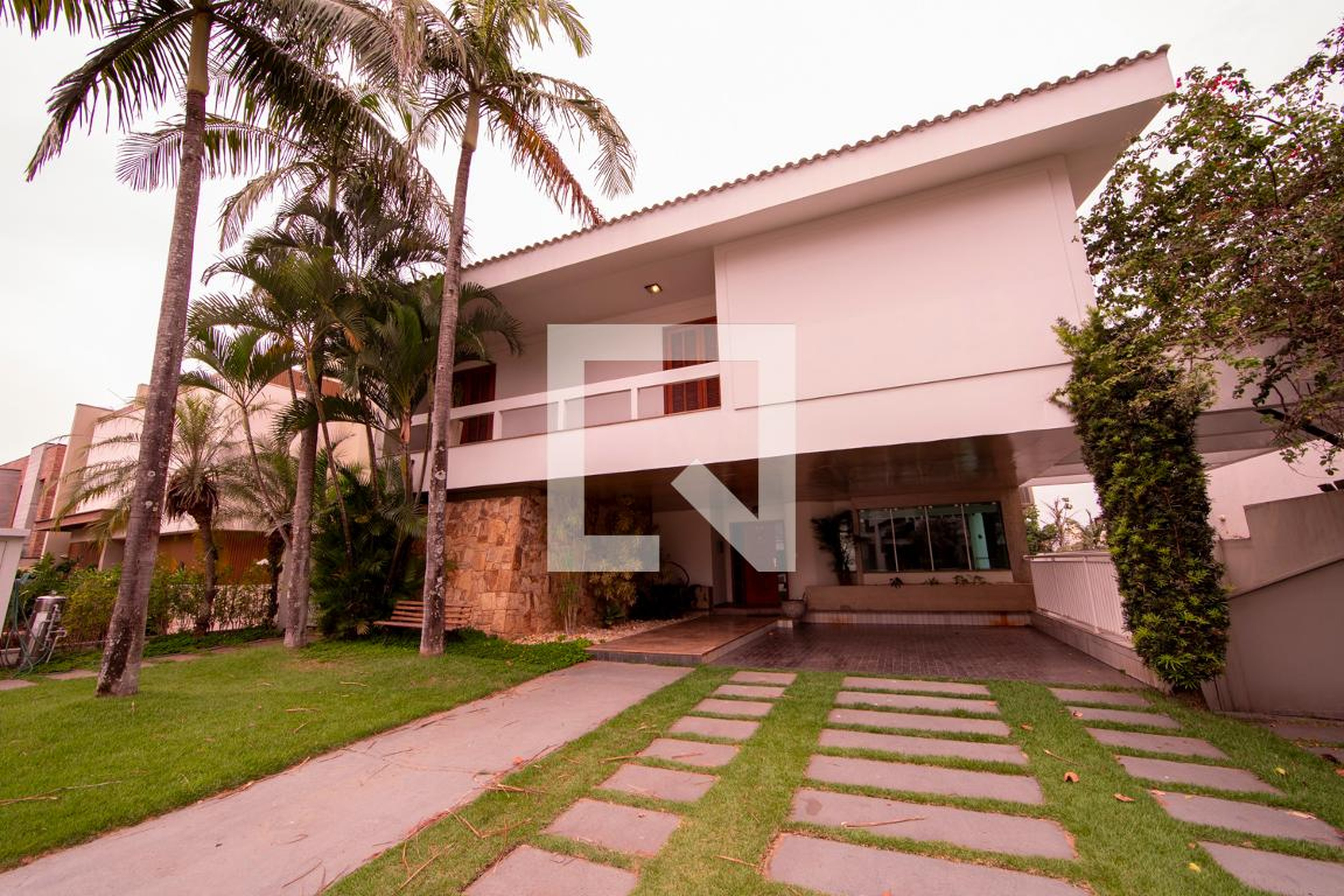 Fachada Condomínio Alphaville Residencial 02