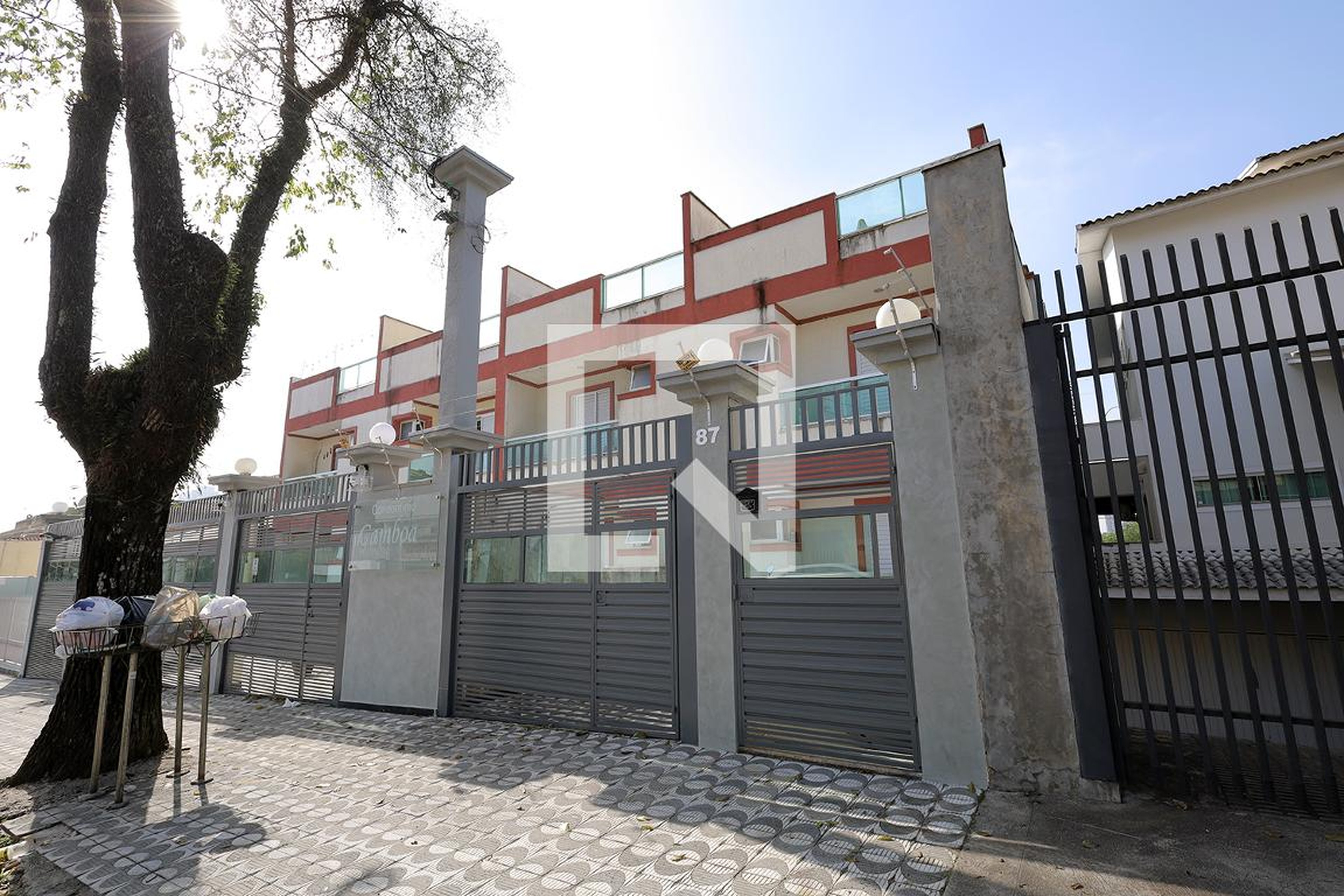 Fachada Condomínio Gamboa