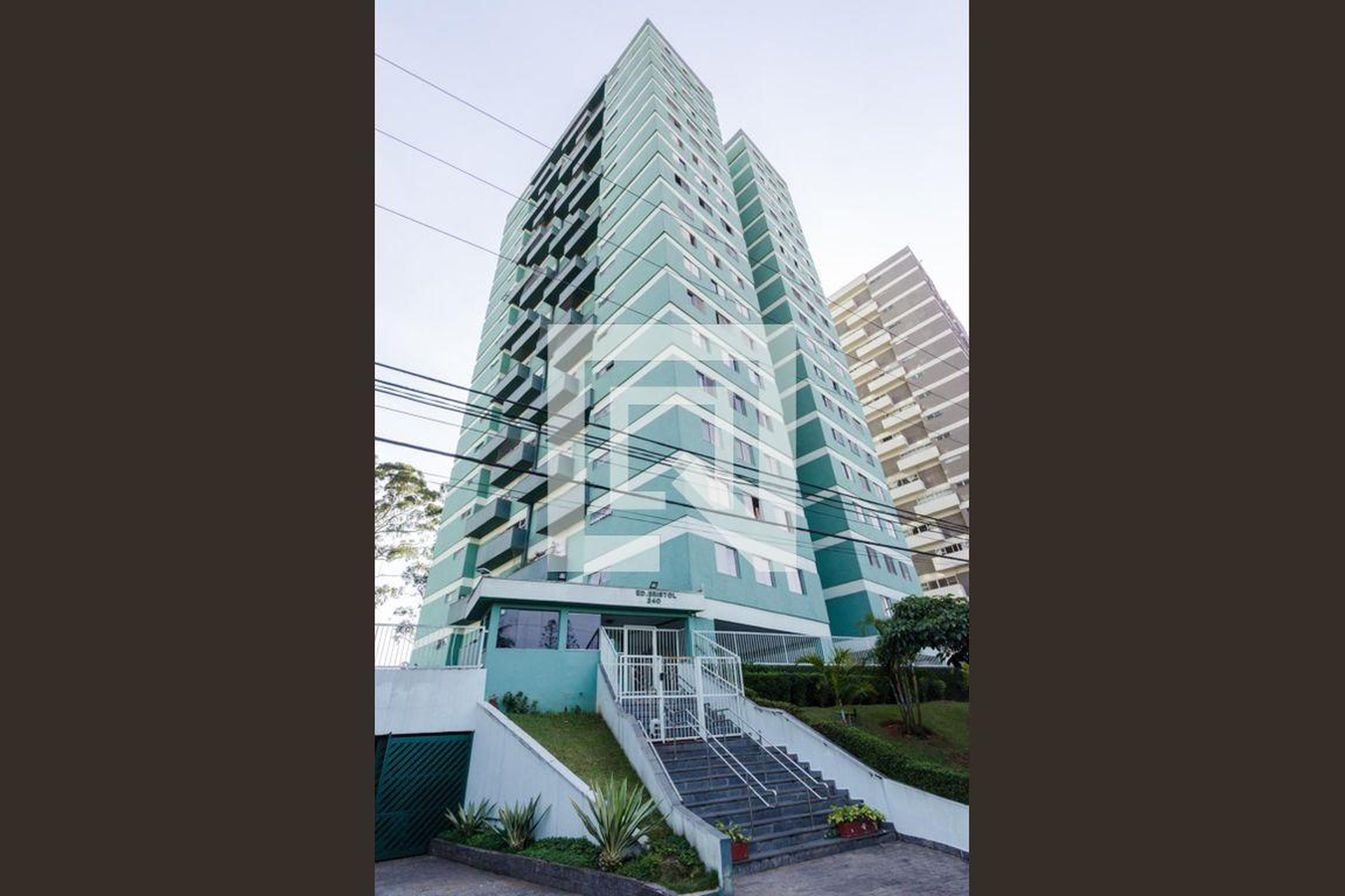 Fachada Condomínio Bristol