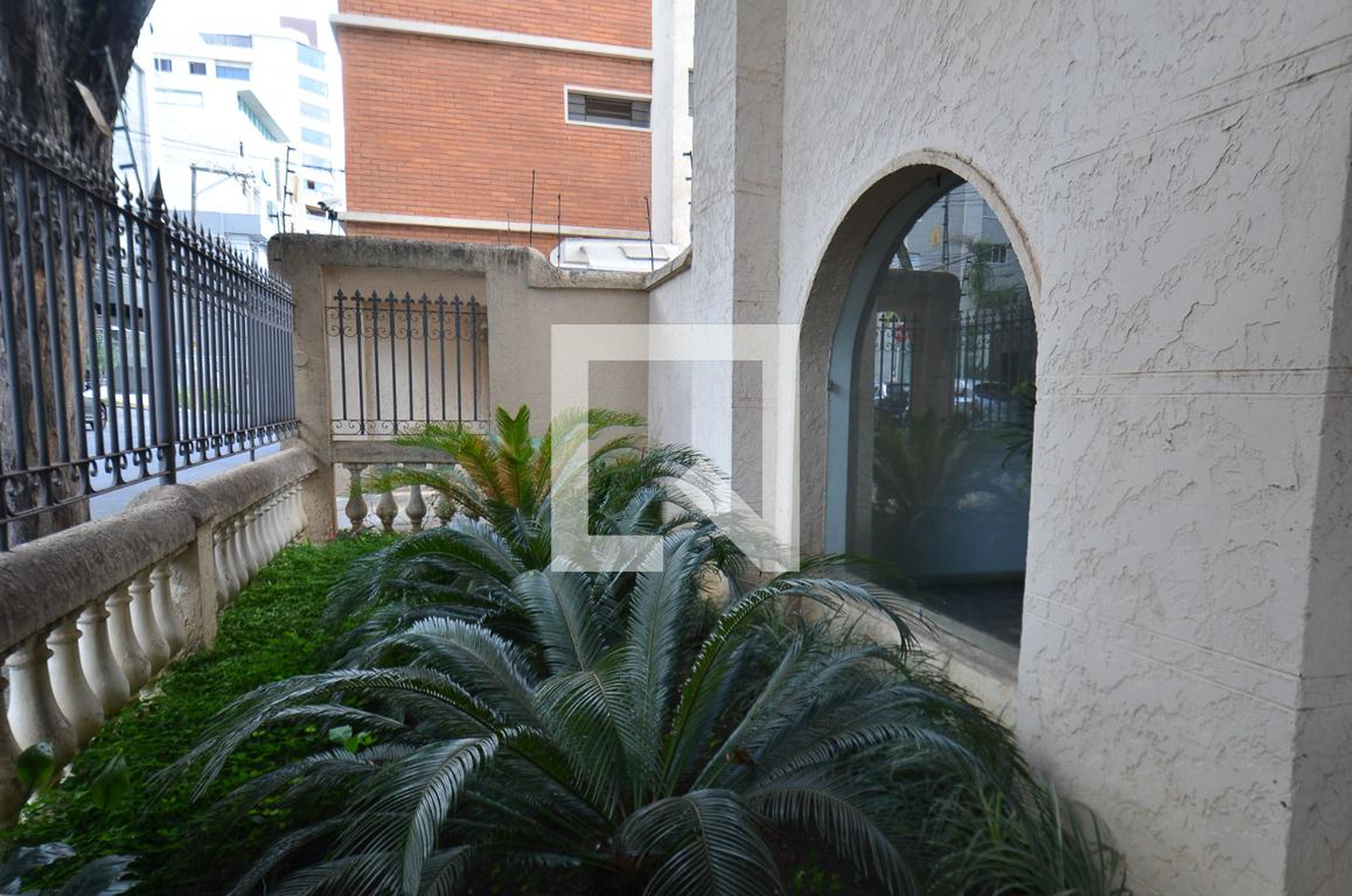 Entrada - Valeska Franco