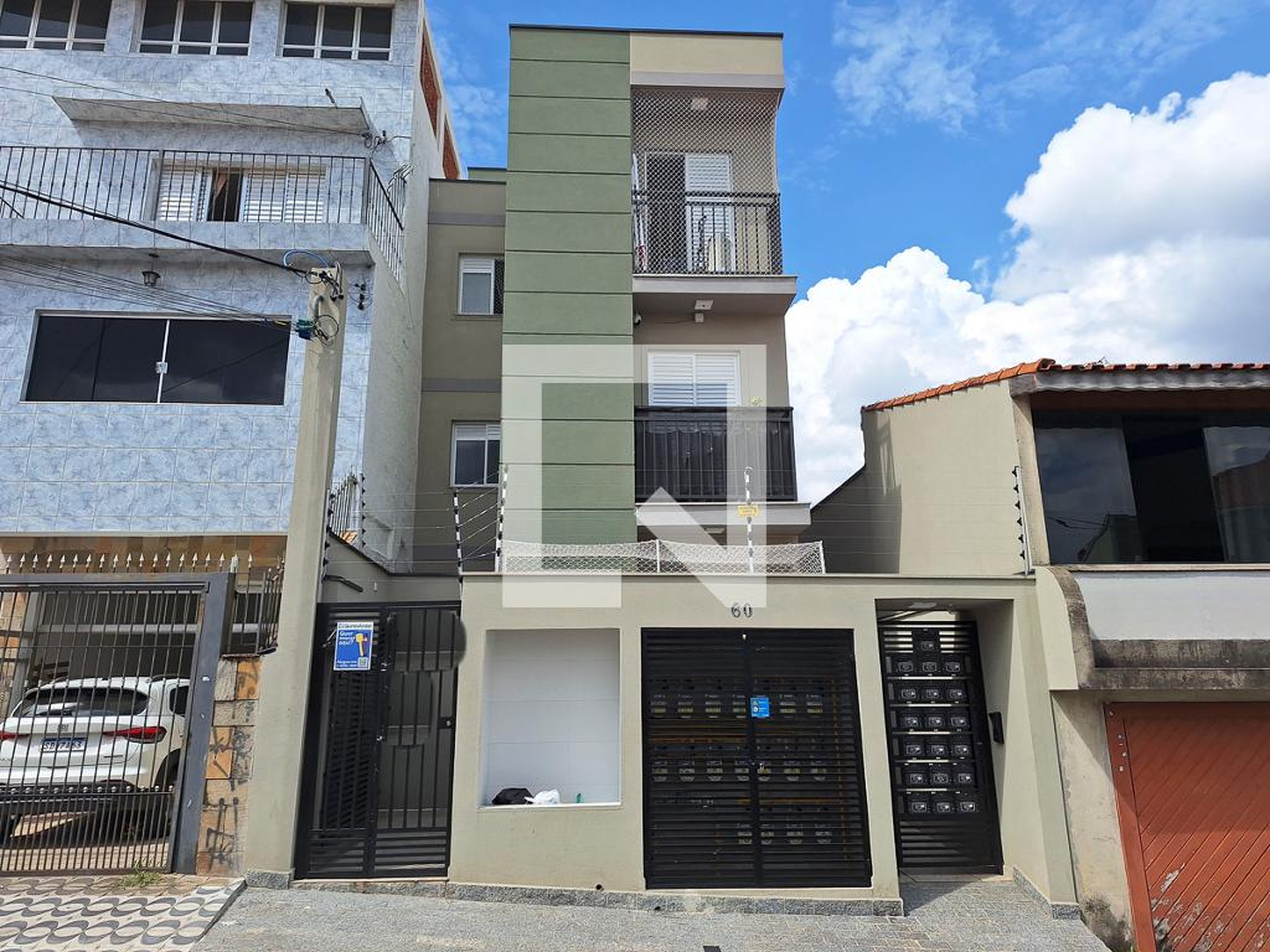 Fachada Condomínio em Rua São Januário, 60