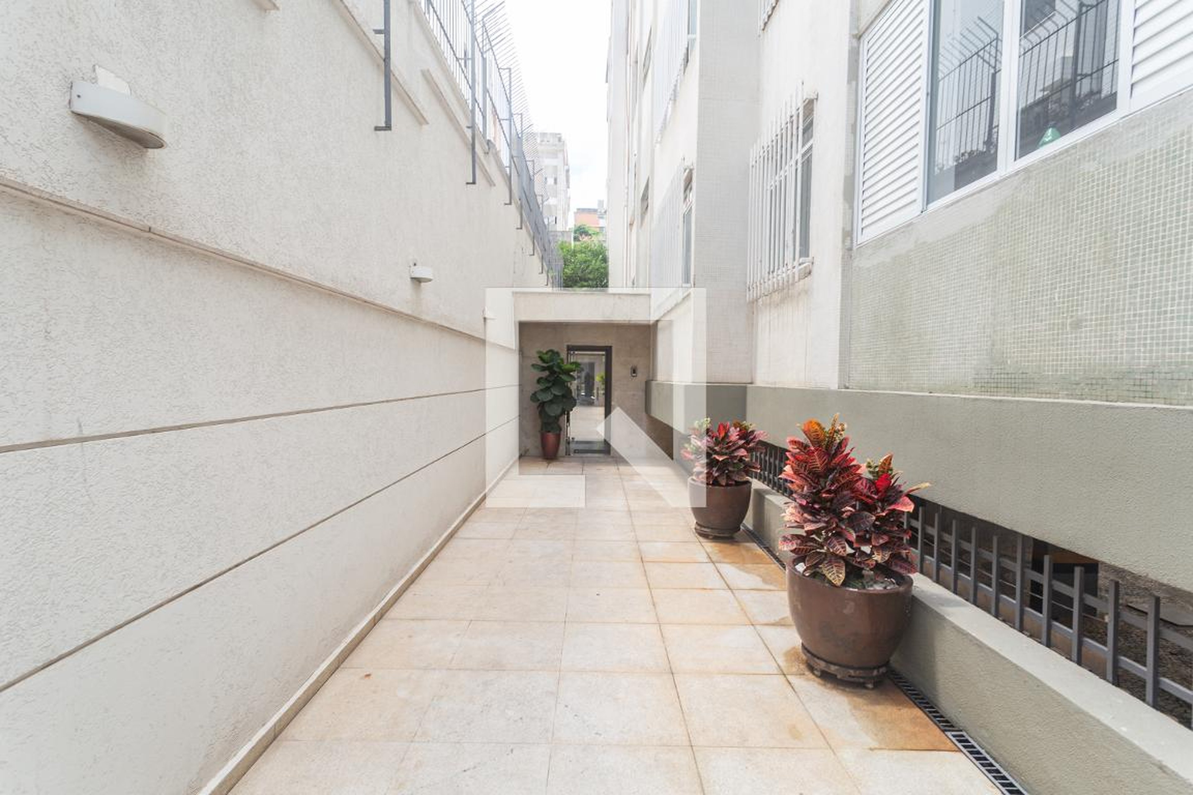 Hall de Entrada - Rua Leopoldina, 220