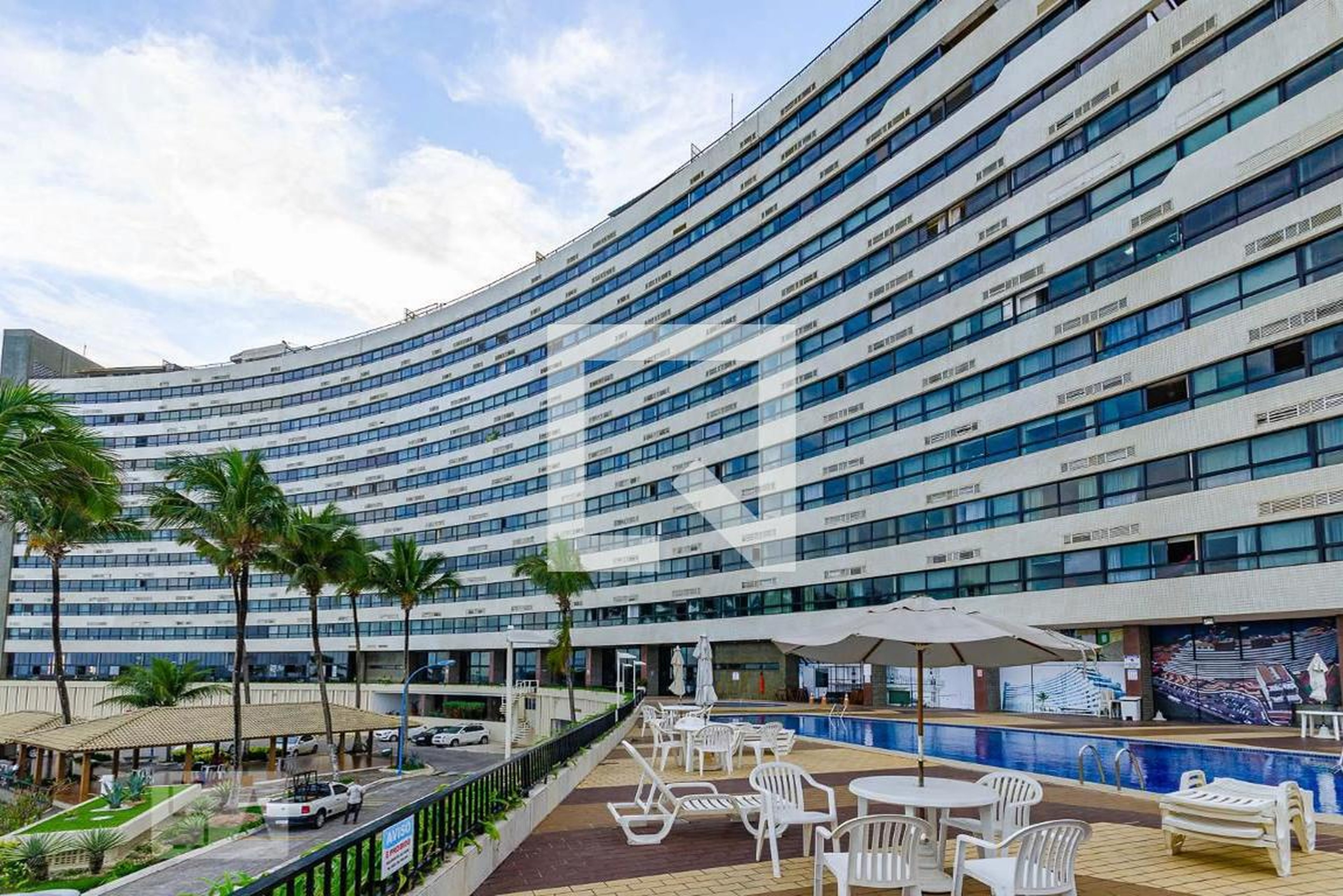 Fachada Condomínio Ondina Apart Hotel