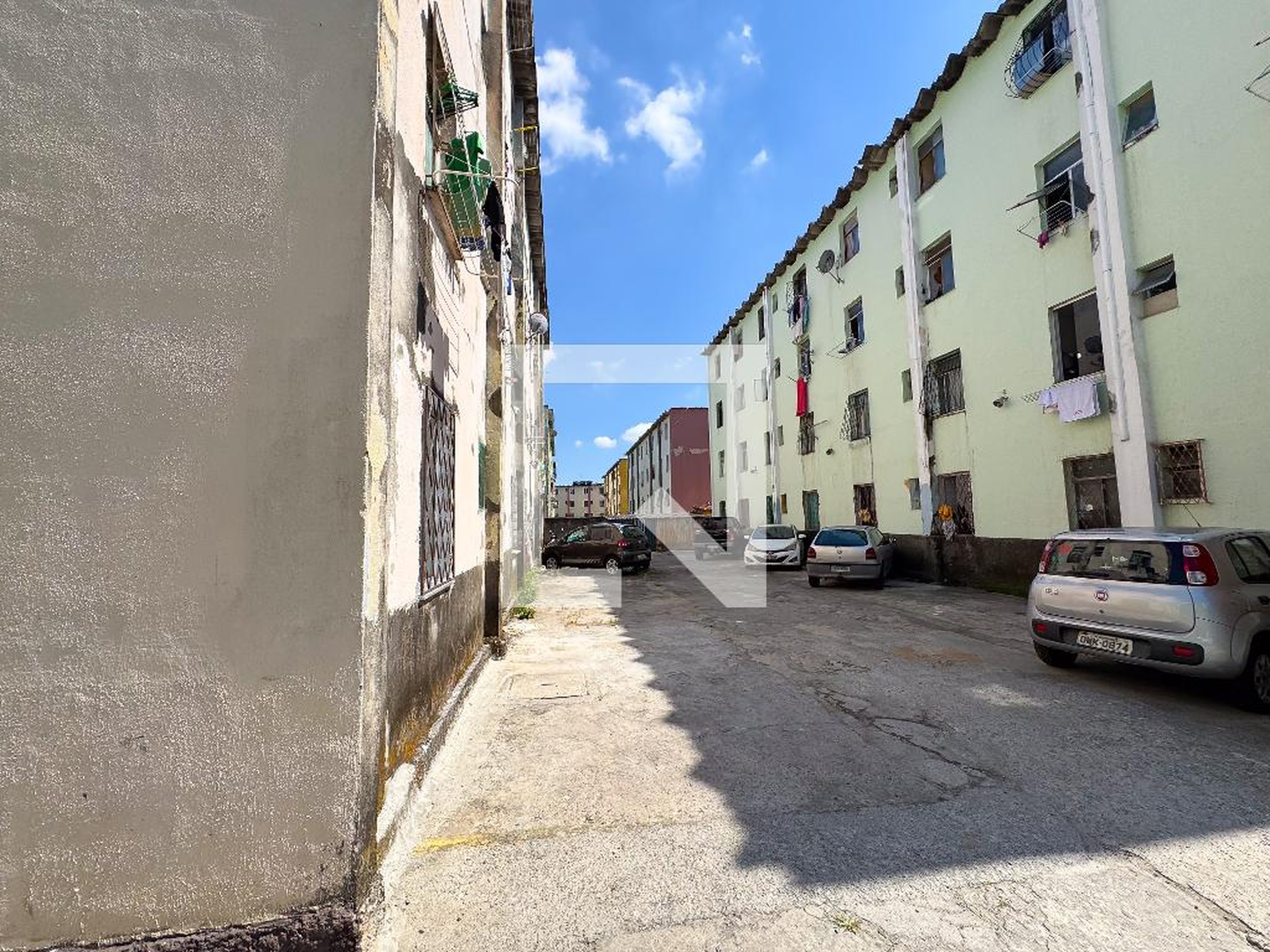 Fachada Condomínio em Rua Dorinato Lima, 655