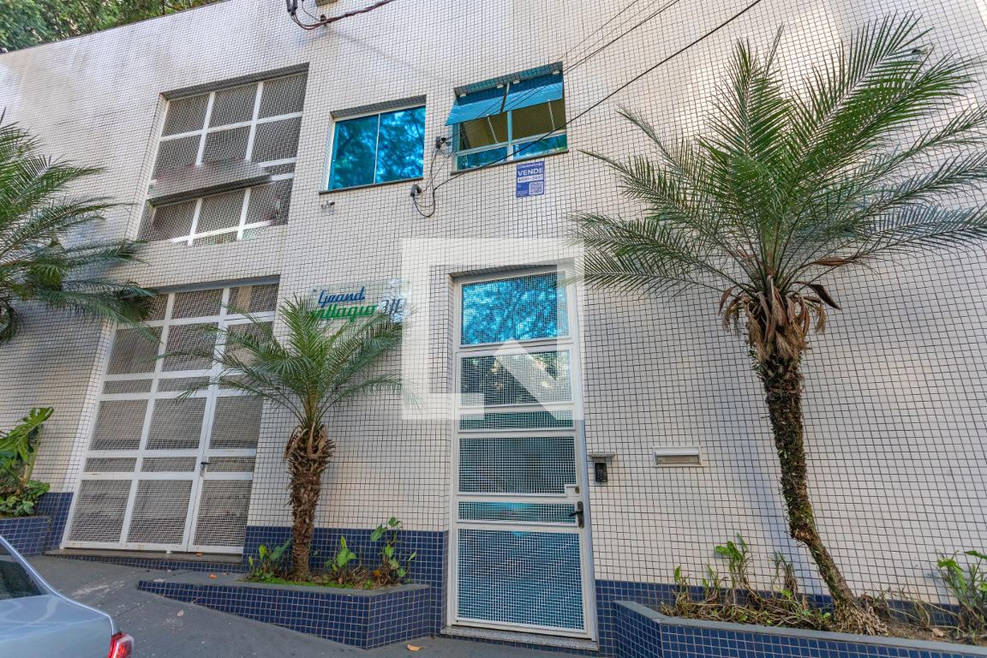 Fachada do condomínio Condomínio Grand Village