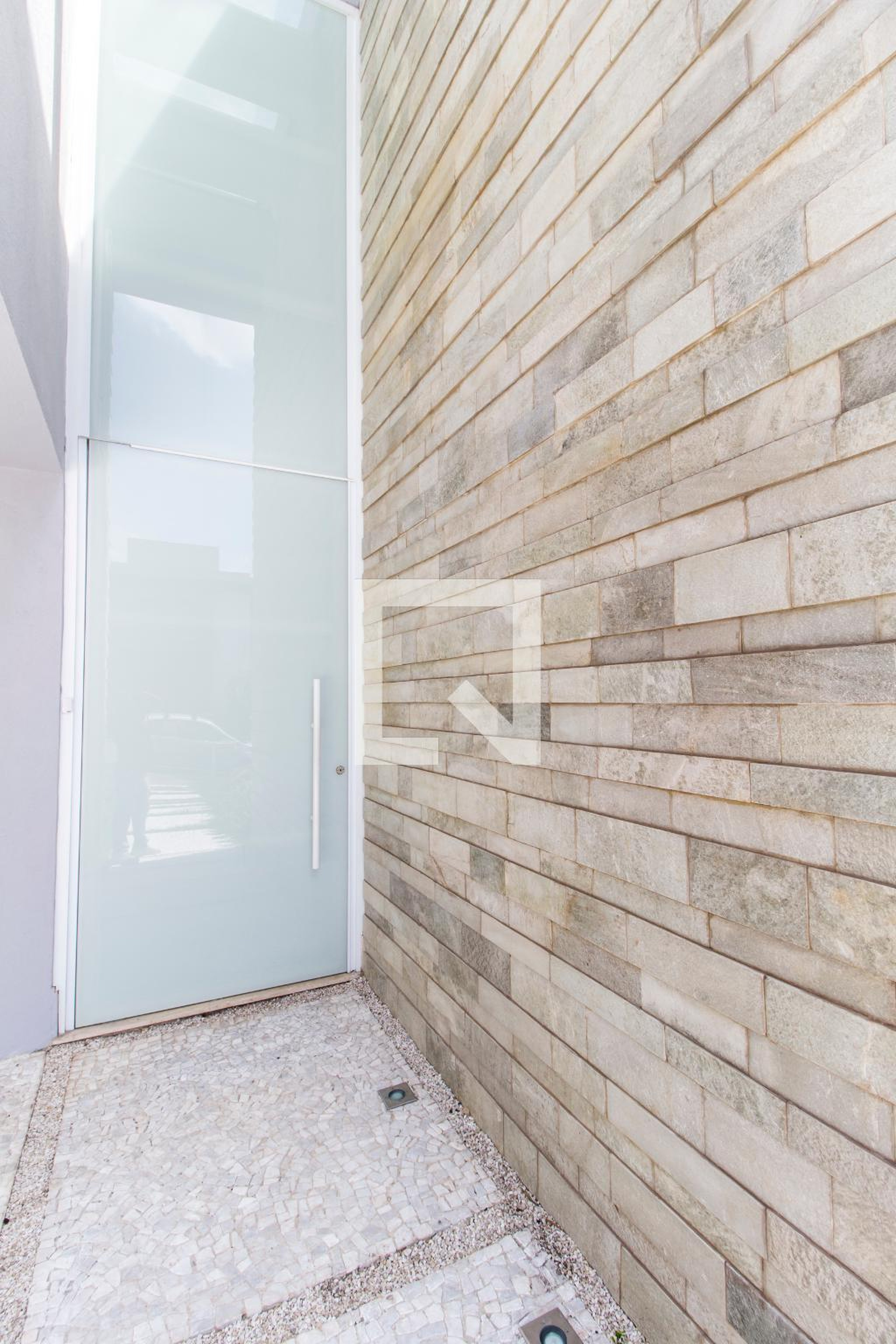 Entrada Residencial Tambore 10