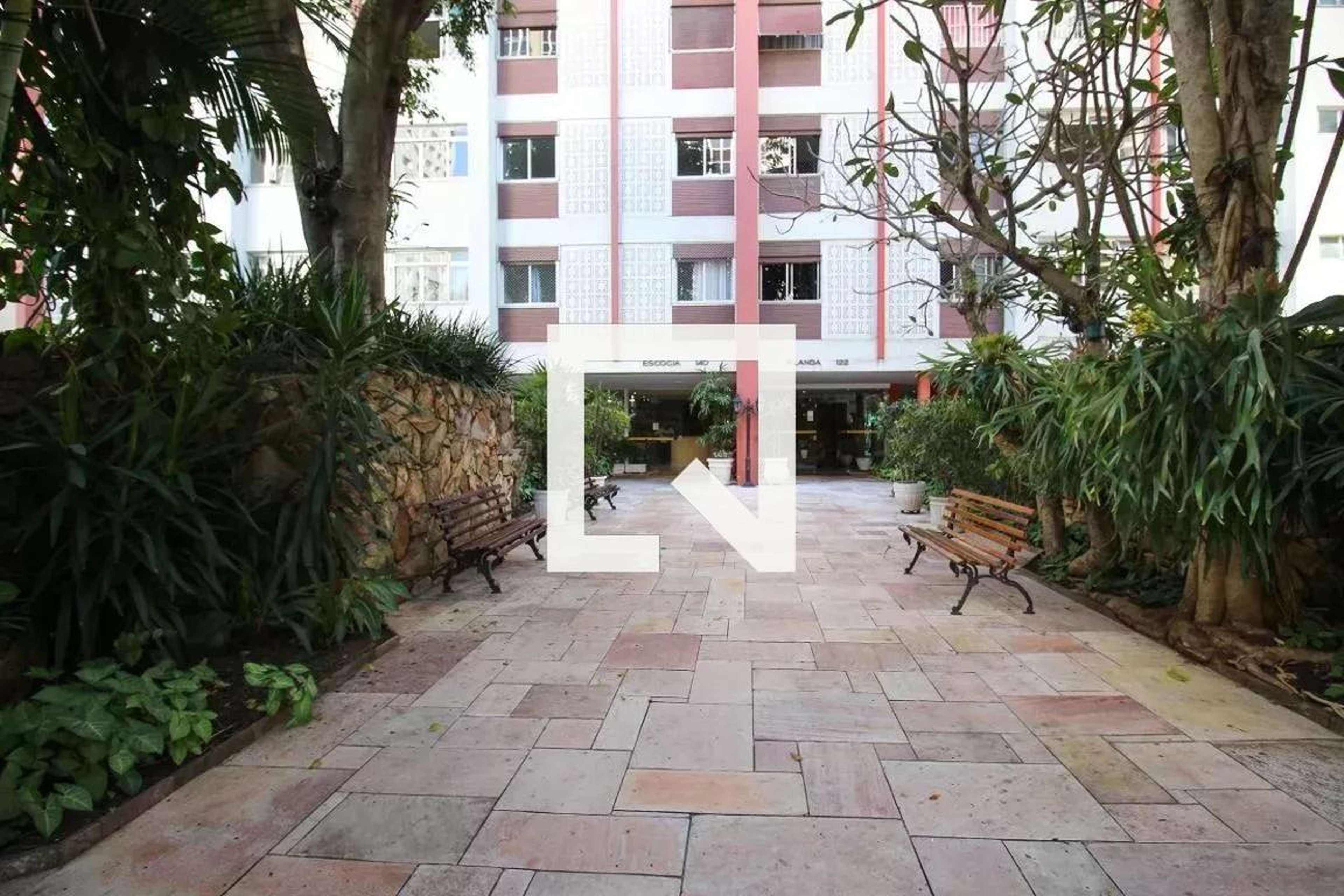 Entrada - Edifício Escócia