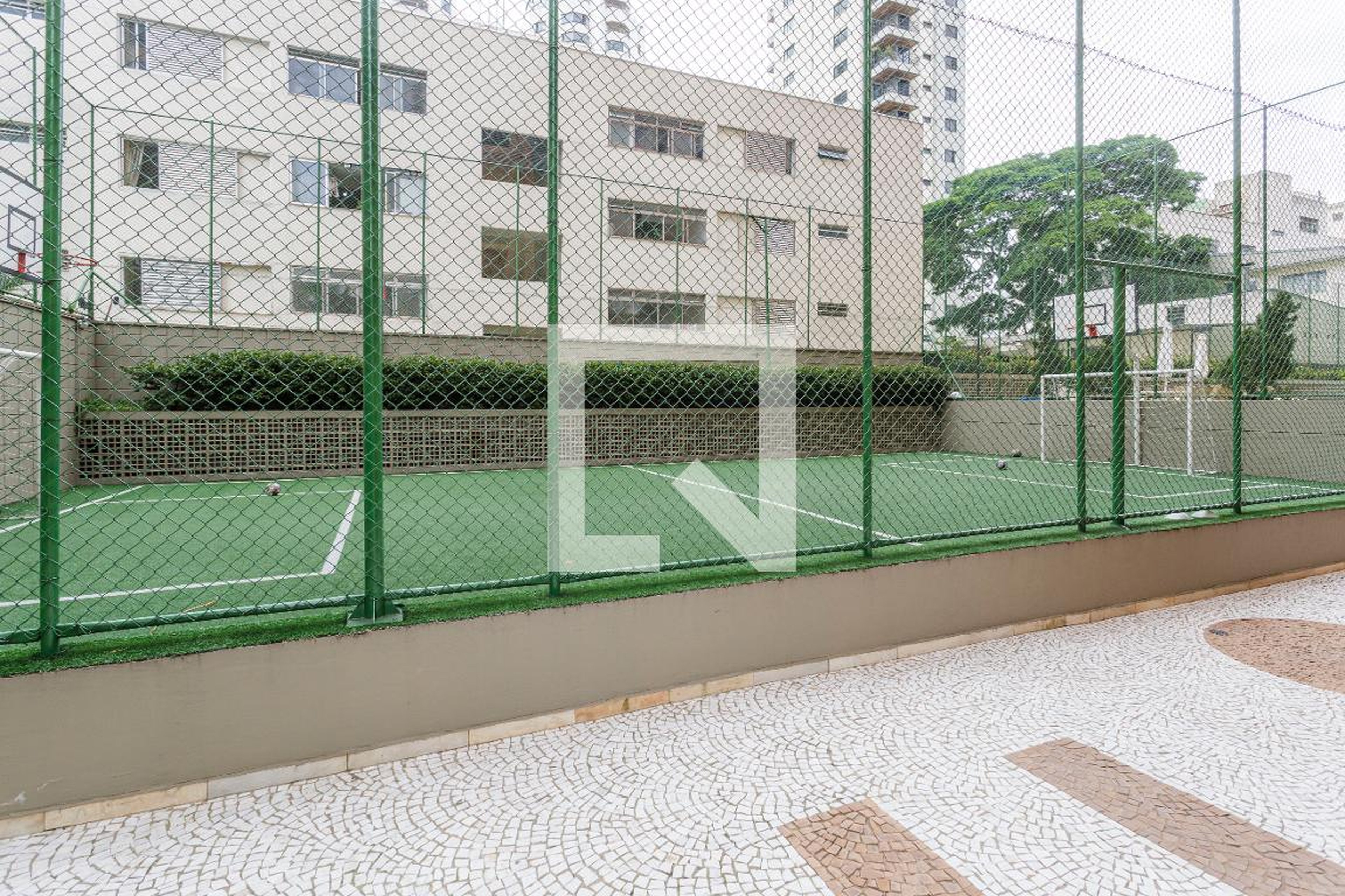 Quadra Esportiva - Auguste Rodin