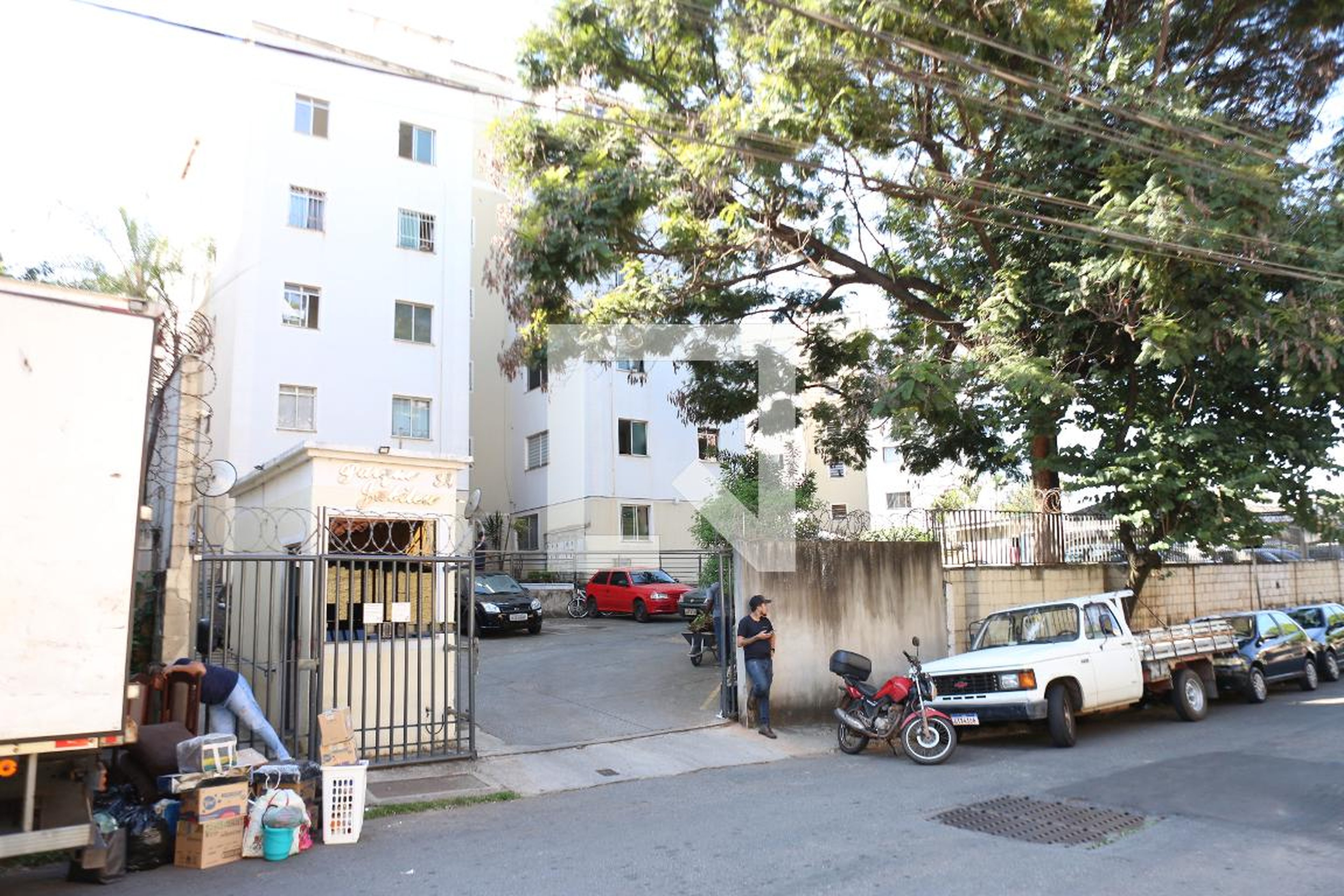 Fachada do Condomínio Condomínio em Rua Monte Carmelo, 1