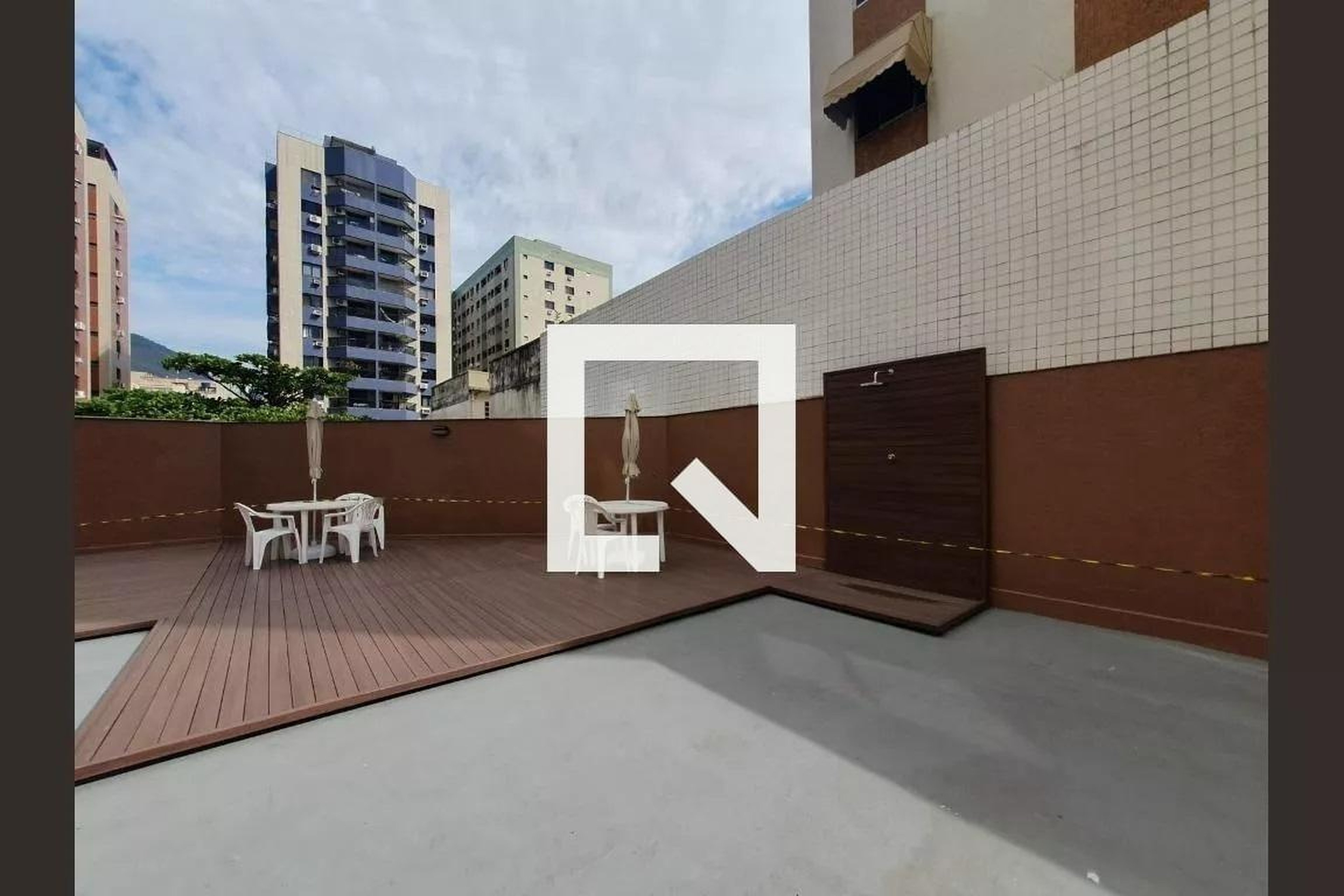 Área Comum - Edifício Ilha de Millos