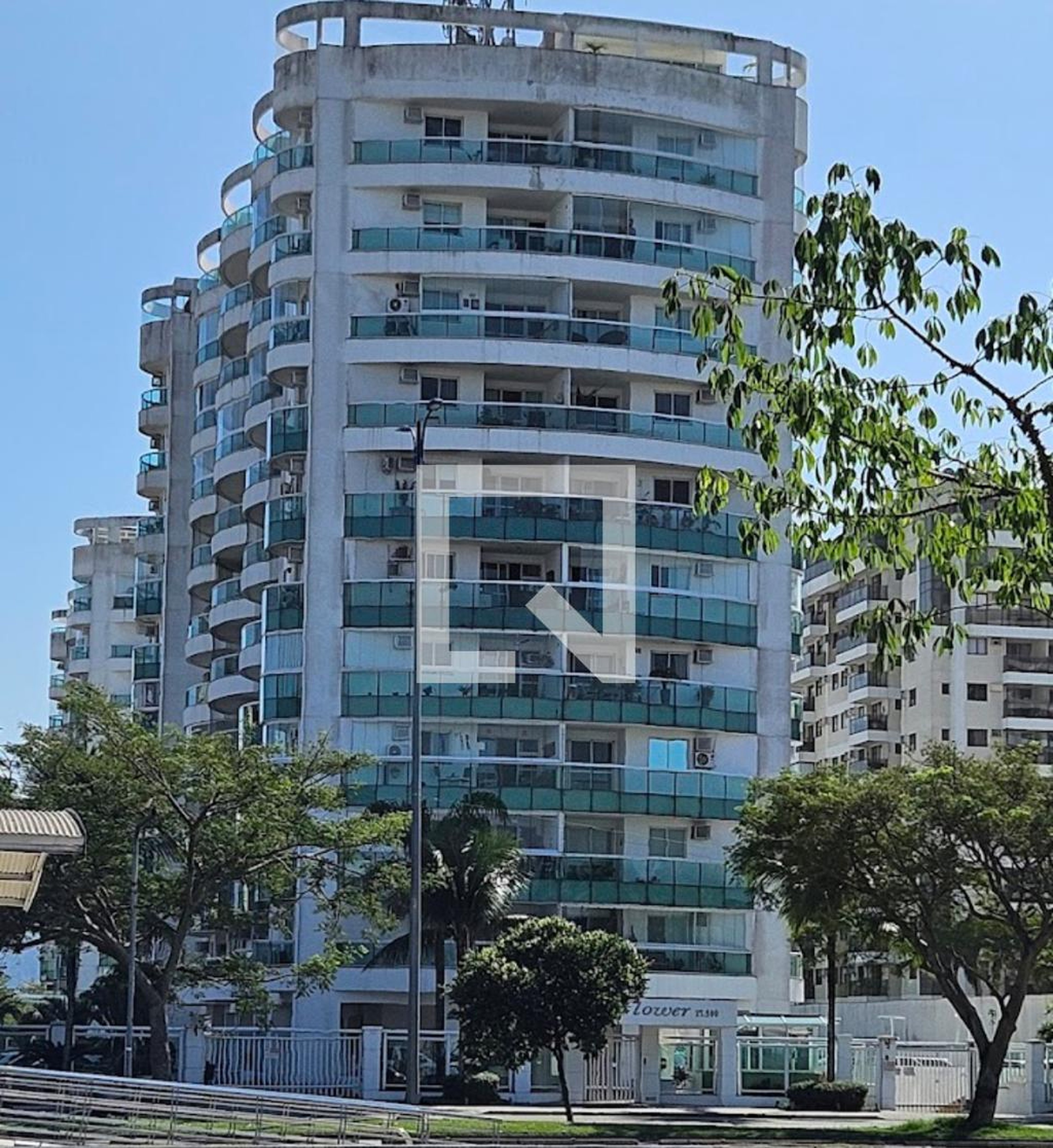 Fachada Condomínio Portal das Américas