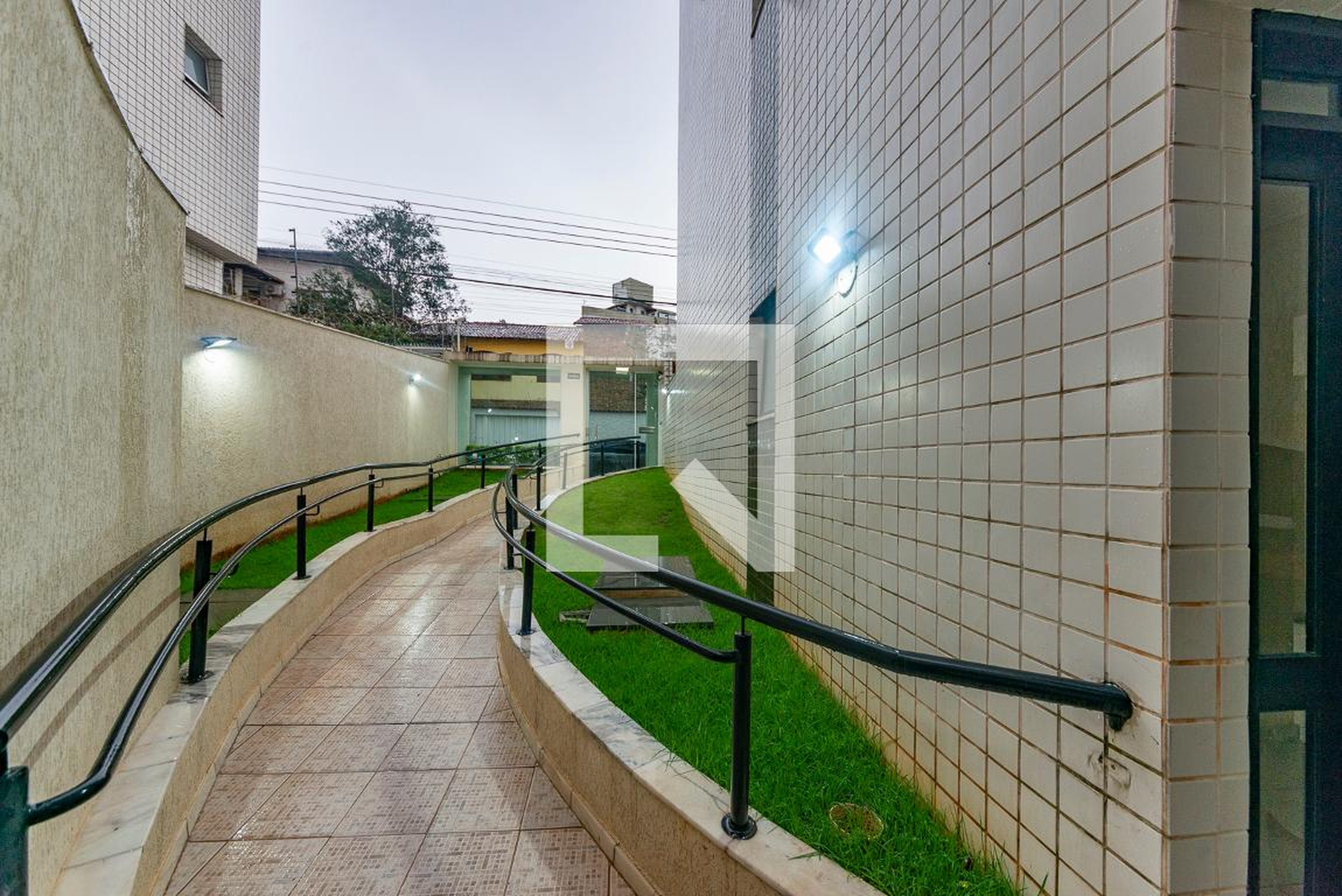 Entrada Condomínio em Rua Peperi, 455