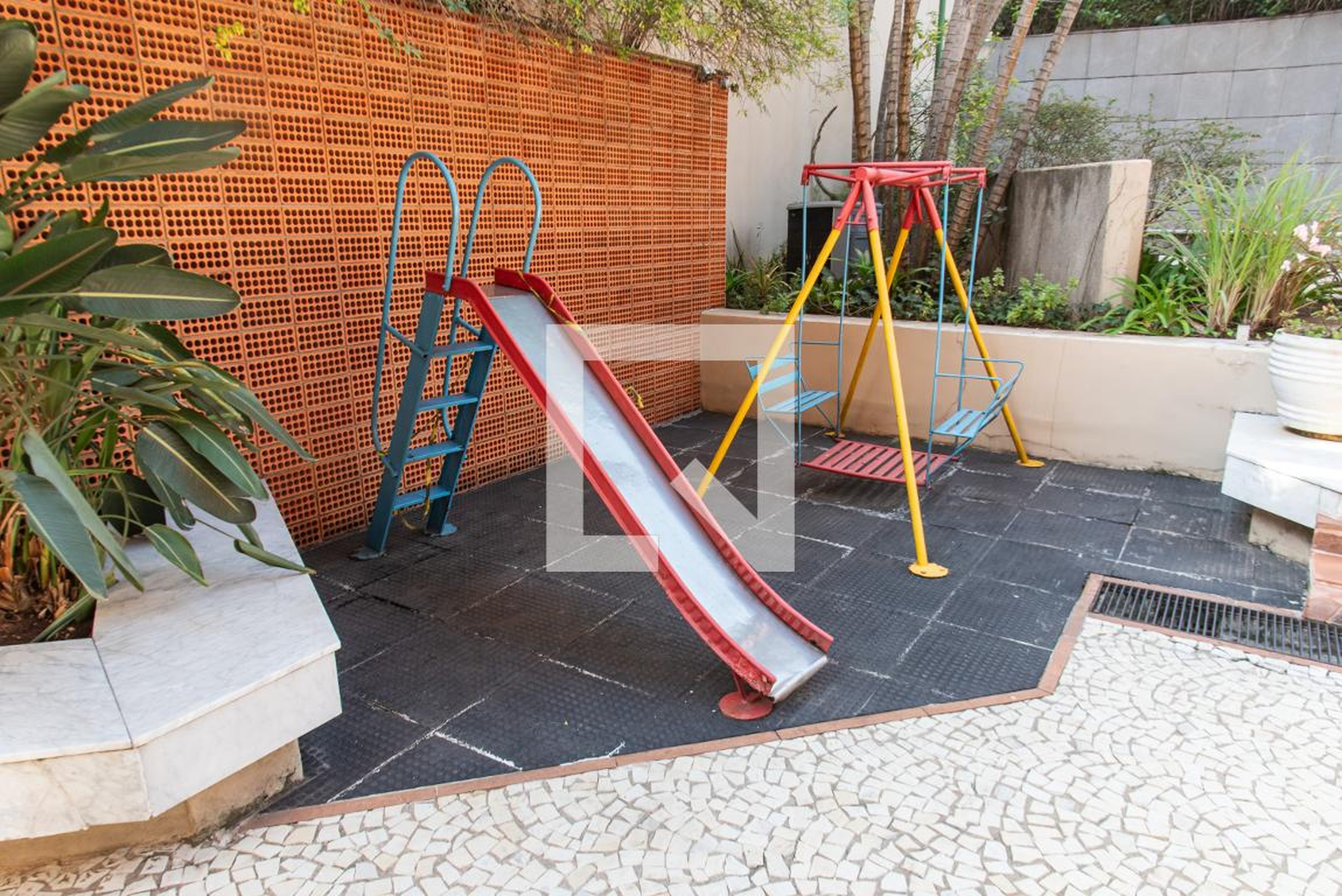 Playground - Fernando Thomé