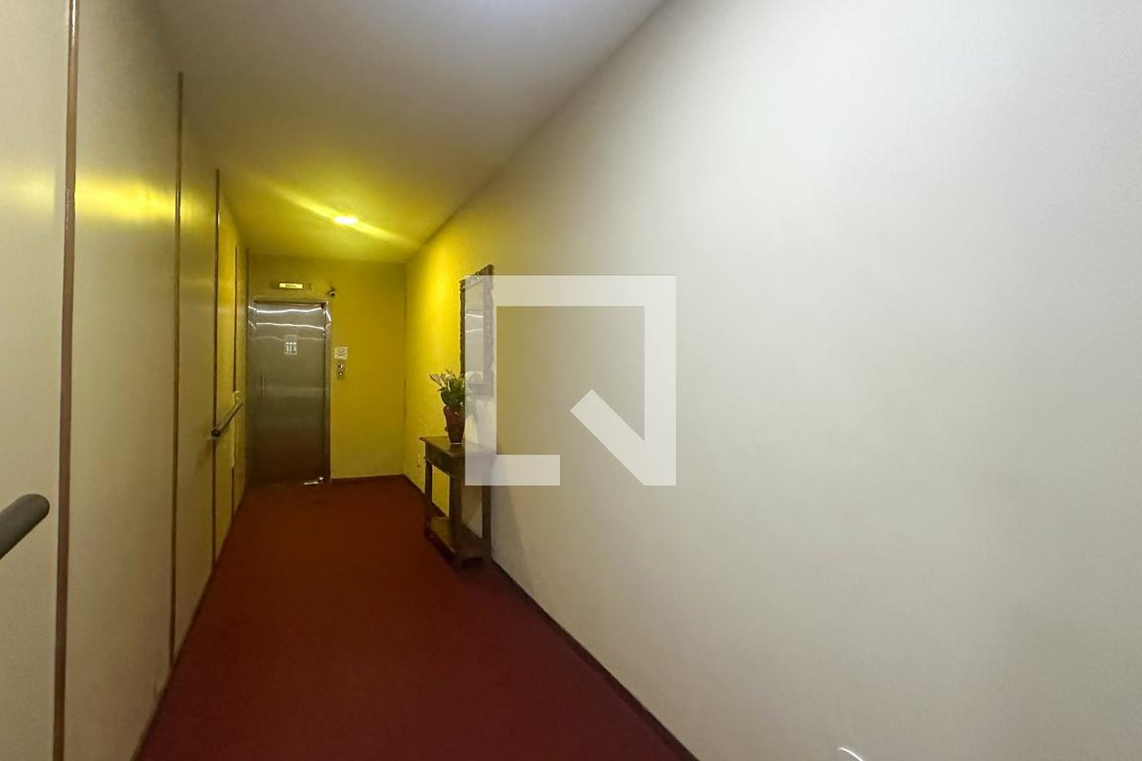 Entrada - Edifício Nadir