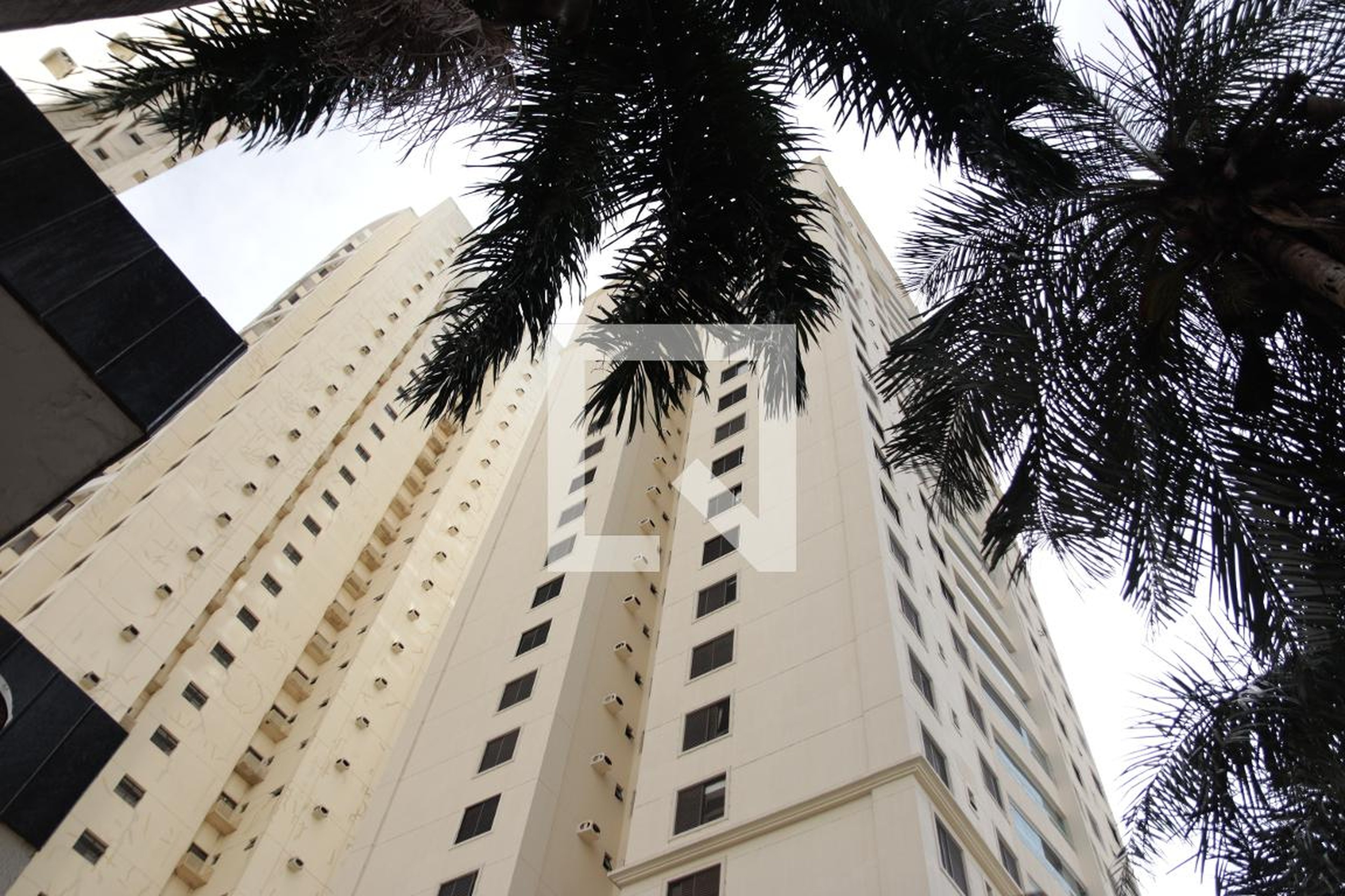 Fachada Condomínio Borges Landeiro Modernidad