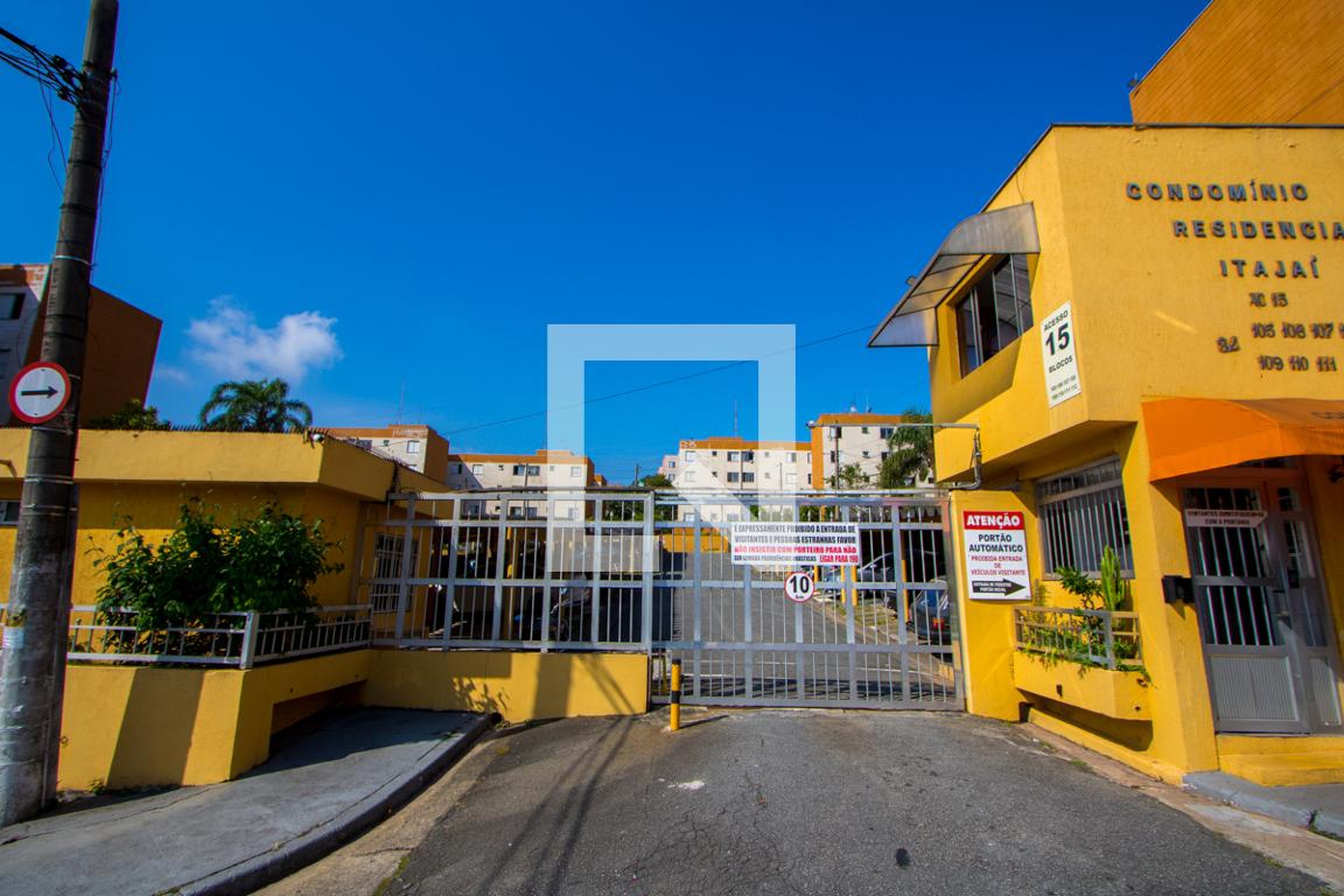 Fachada Condomínio Conjunto Residencial Itajaí