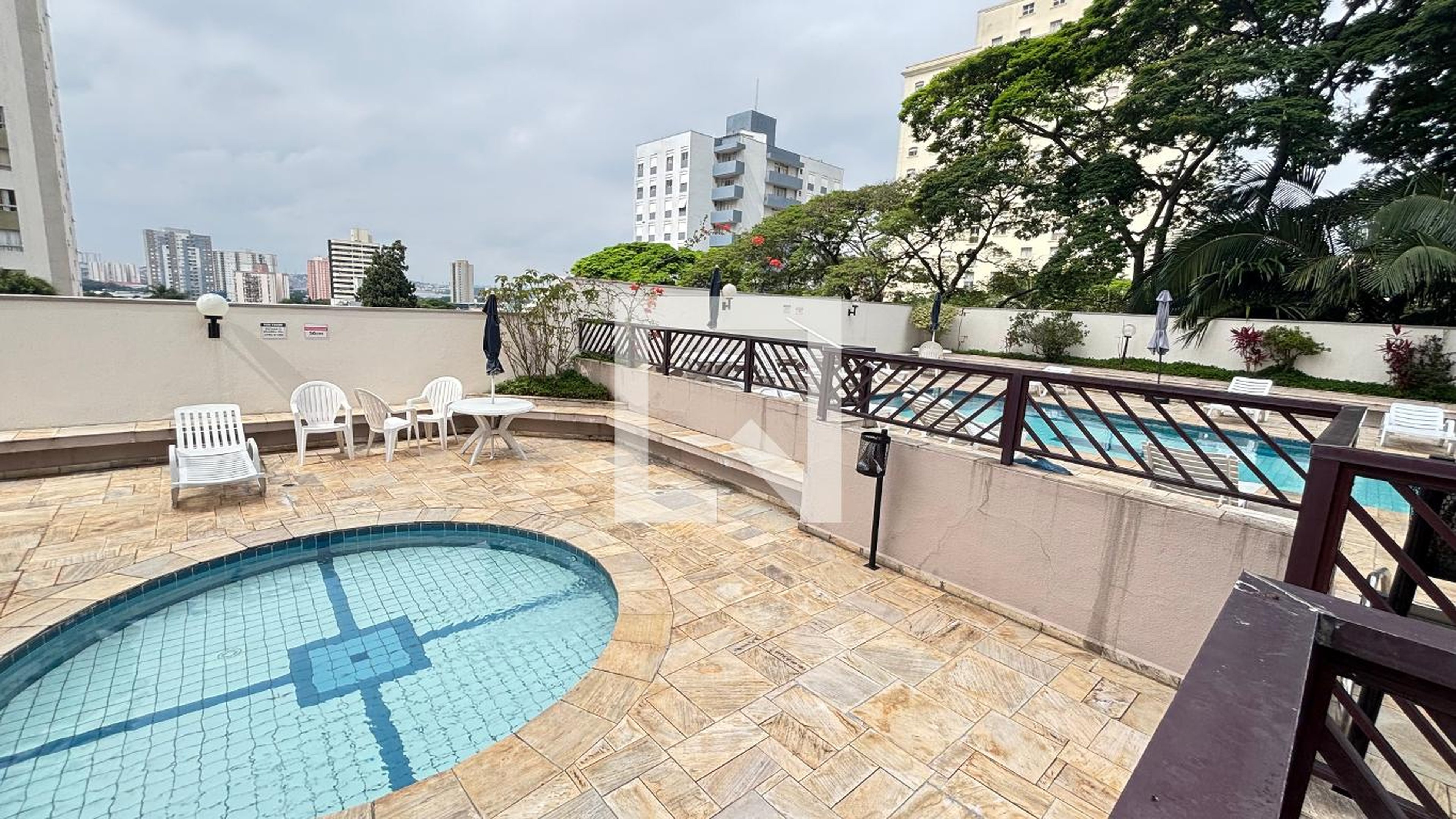 Piscina - Edifício Casa Branca