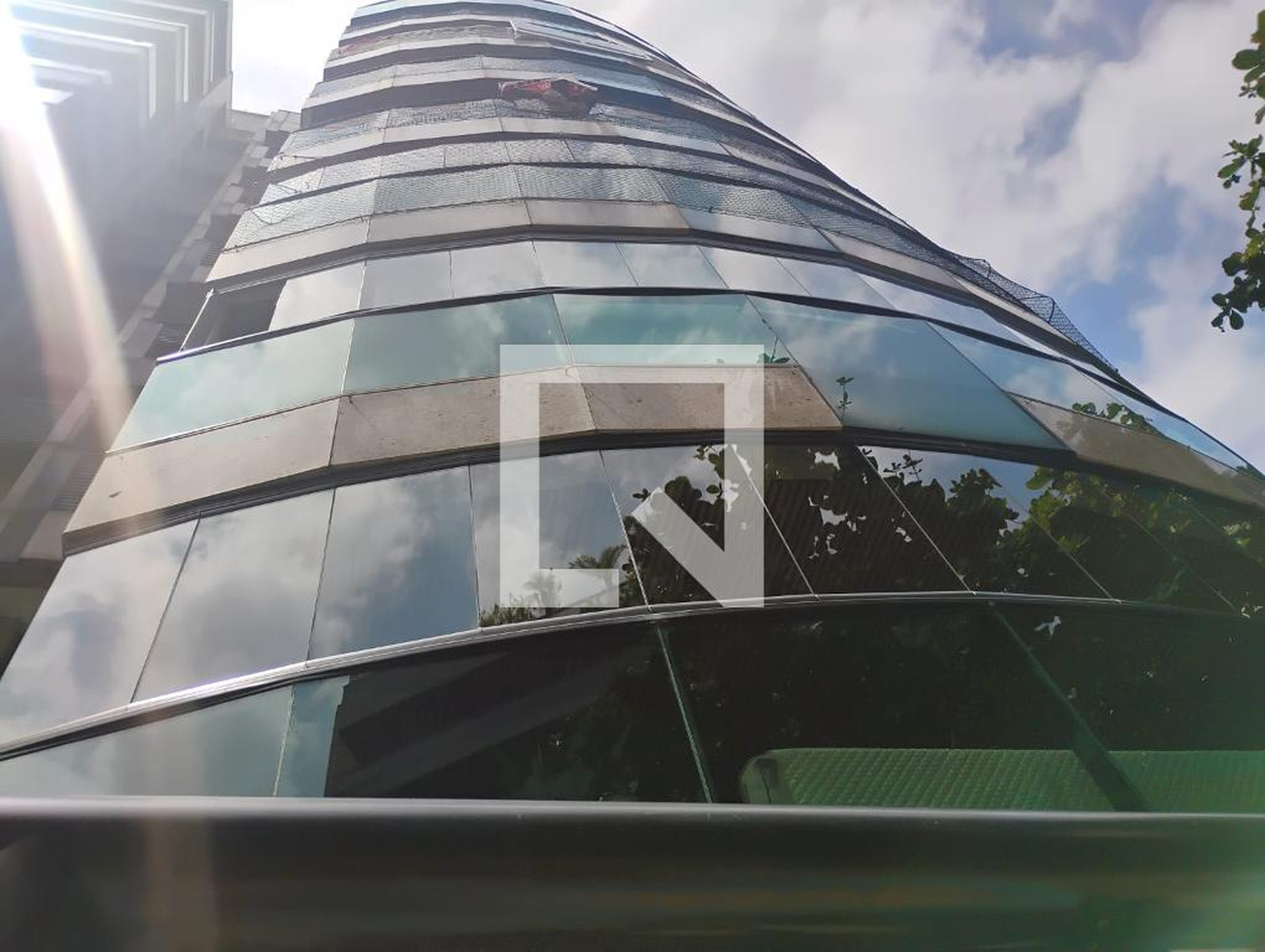 Fachada Condomínio ED. Daphene