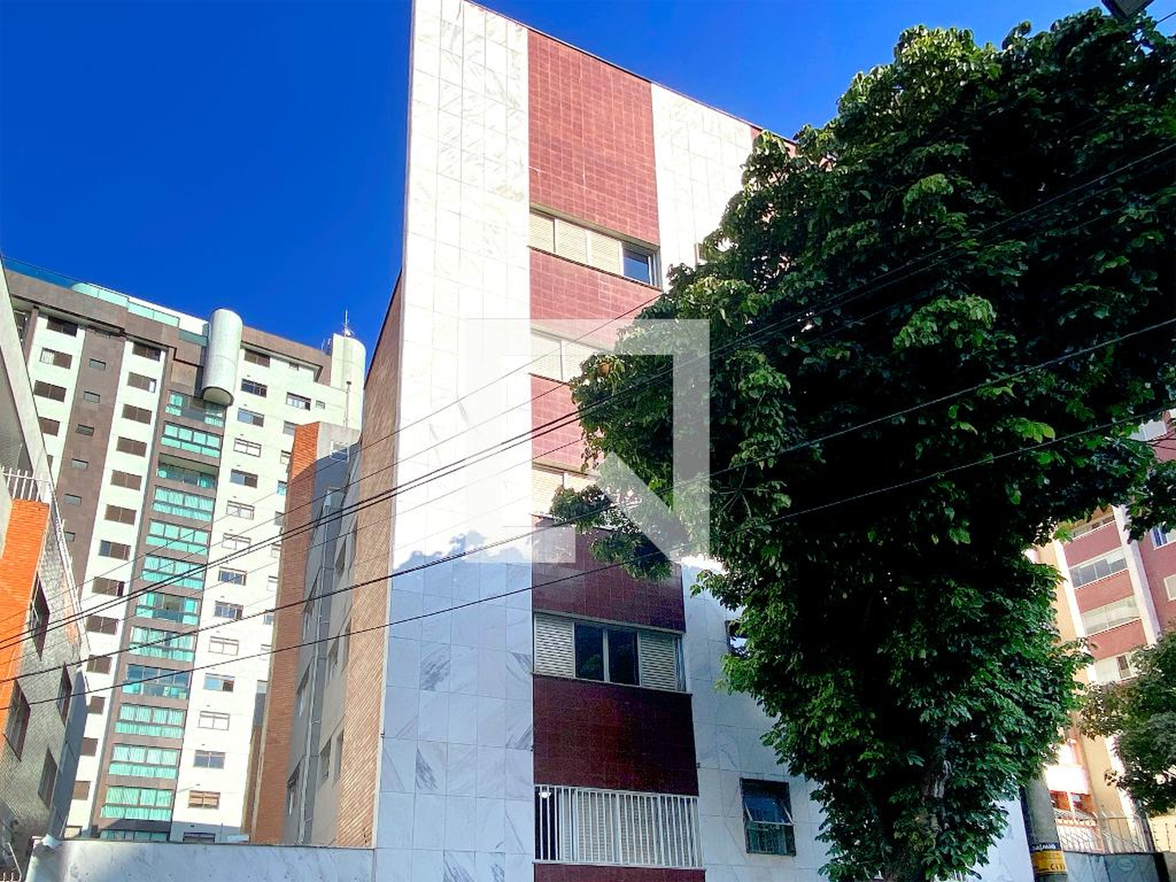 Fachada Condomínio em Rua Muzambinho, 488