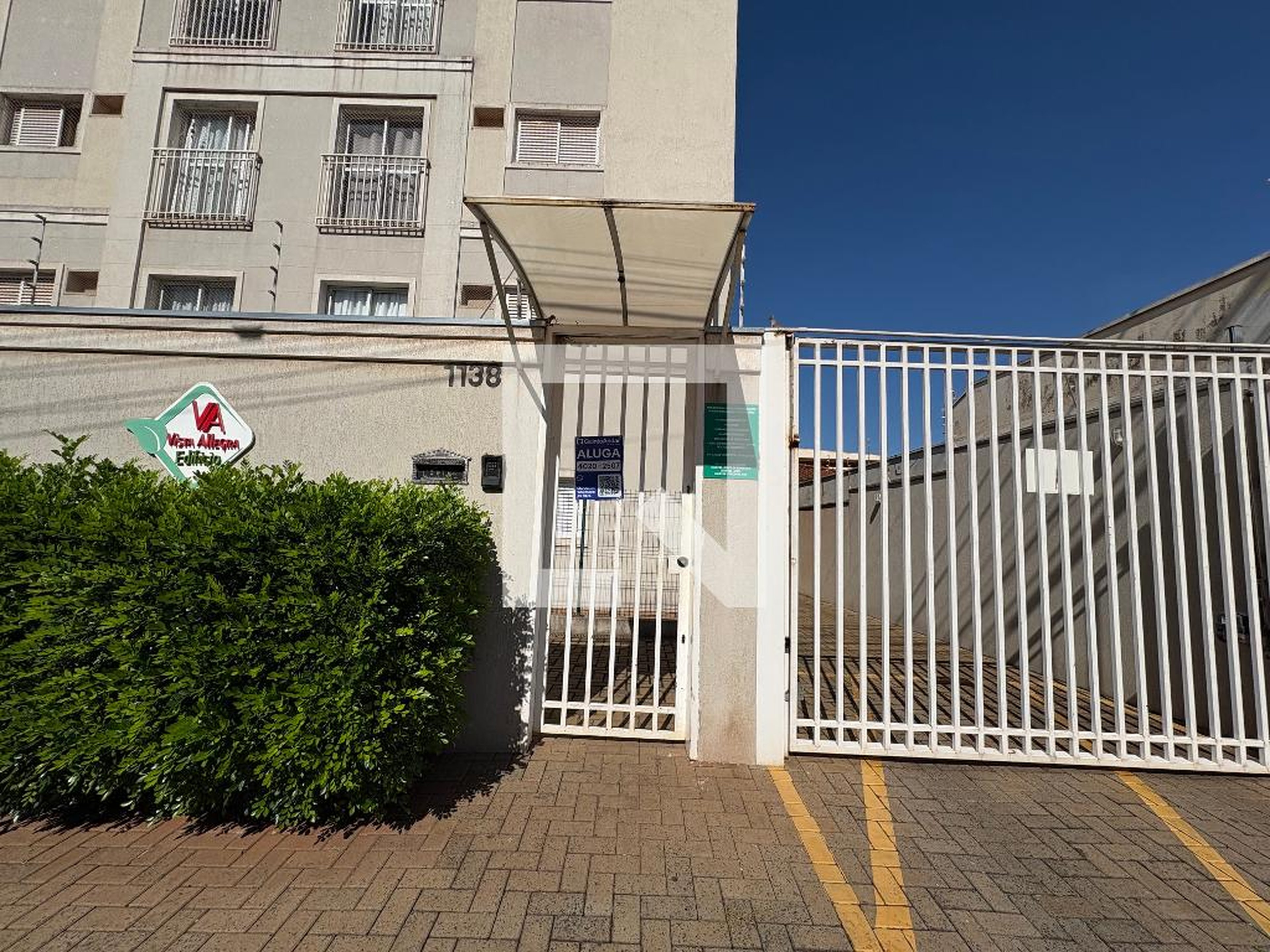 Fachada Condomínio em Rua Professor Stefano Baruffi, 1138