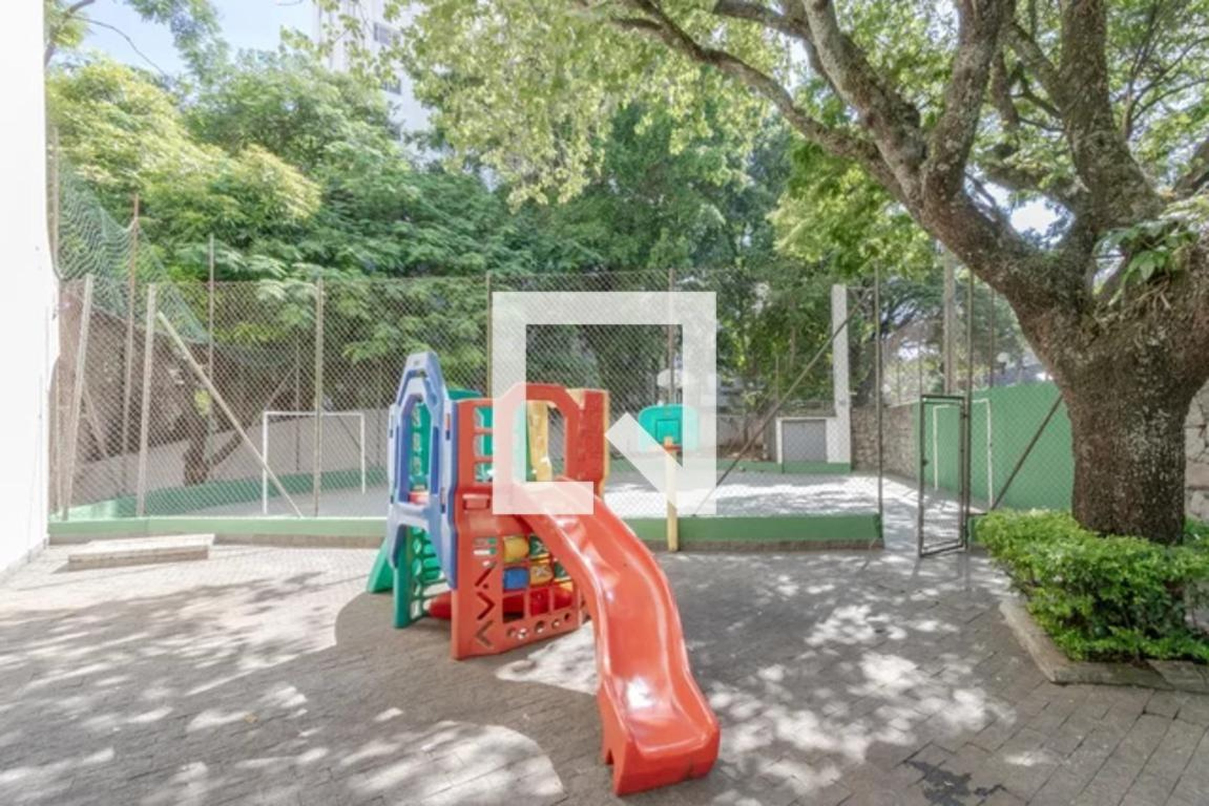 Playground - Tulipas